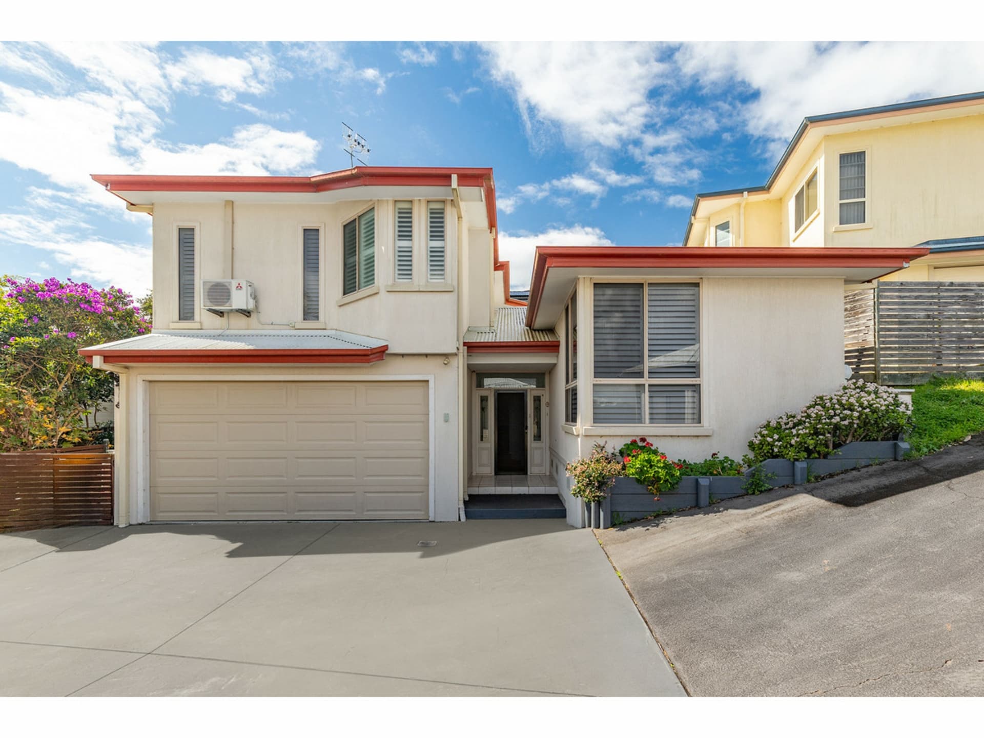 3/3-5 Coastal View Drive, Tallwoods Village, Tallwoods Village - Image 1
