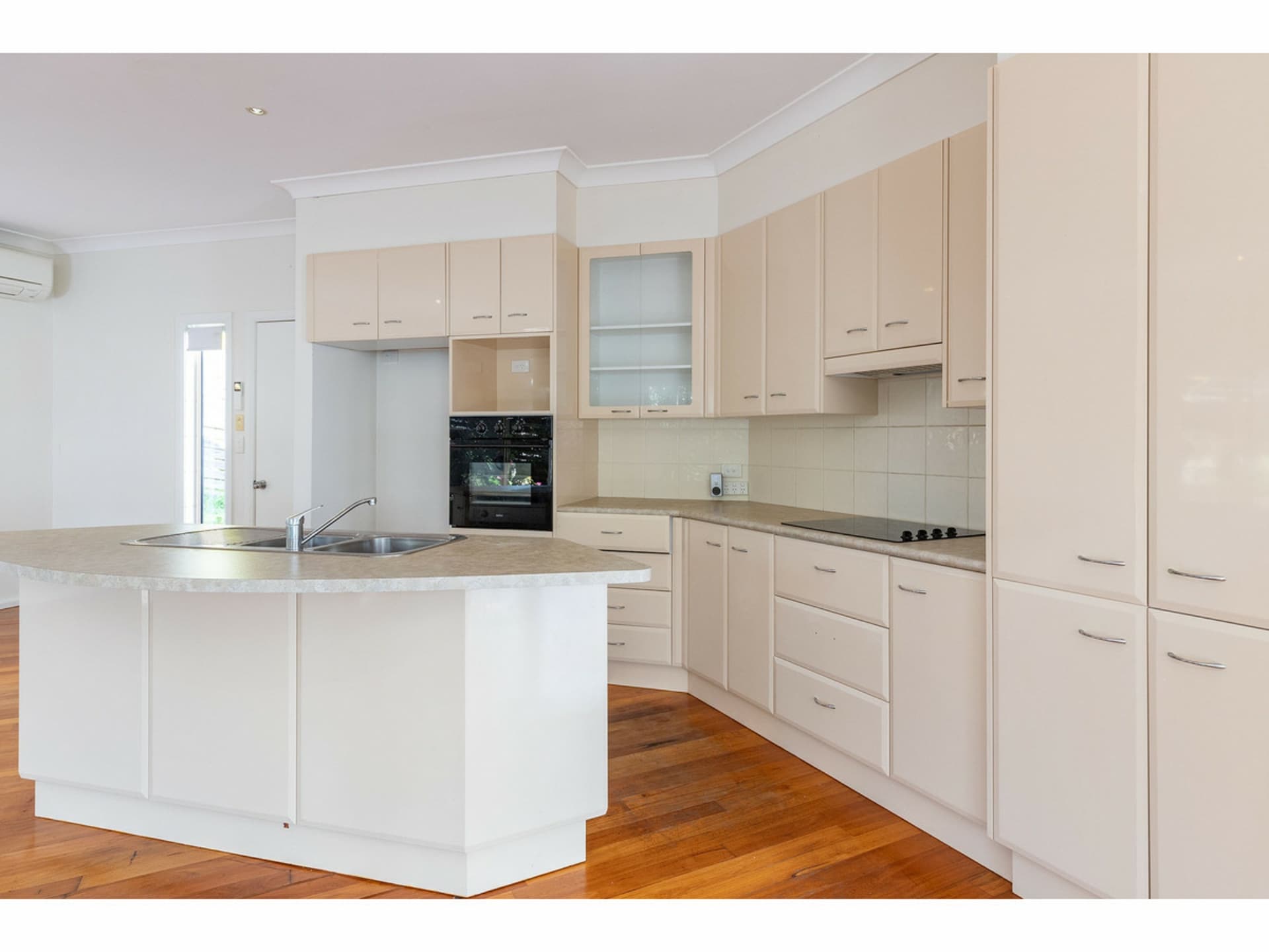 3/3-5 Coastal View Drive, Tallwoods Village, Tallwoods Village - Thumbnail 4