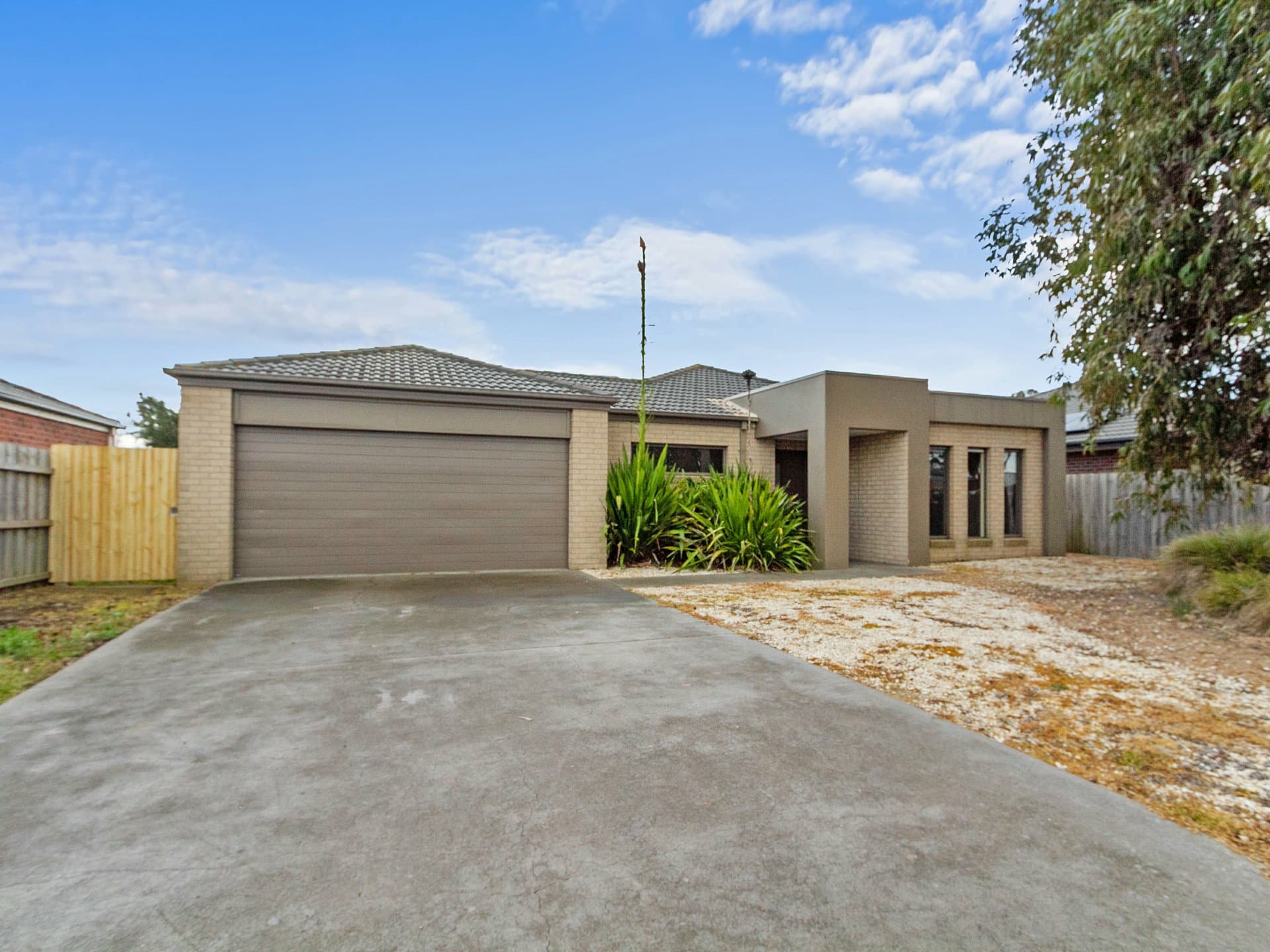 70 Flinns Road, Eastwood, Eastwood - Thumbnail 2