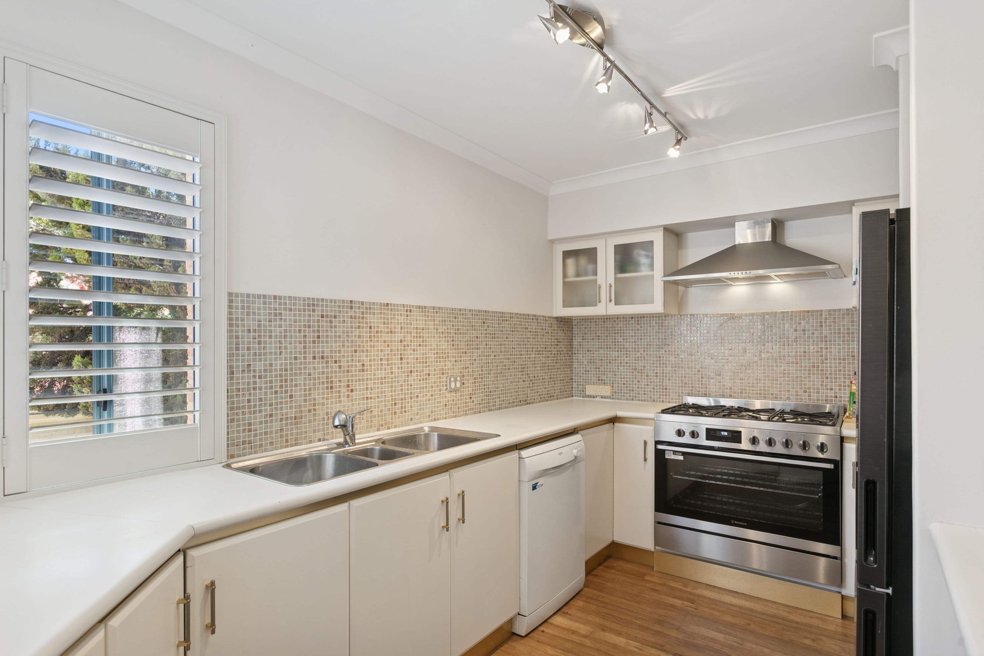 15 Boundary Road, Mosman Park WA 6012, Mosman Park - Thumbnail 7