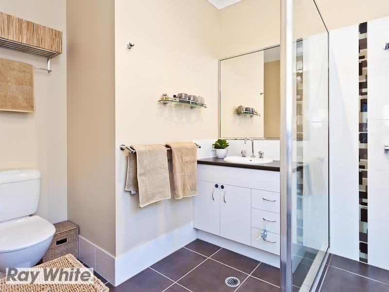 7 Rawlins Crescent, North Lakes QLD 4509, North Lakes - Thumbnail 7