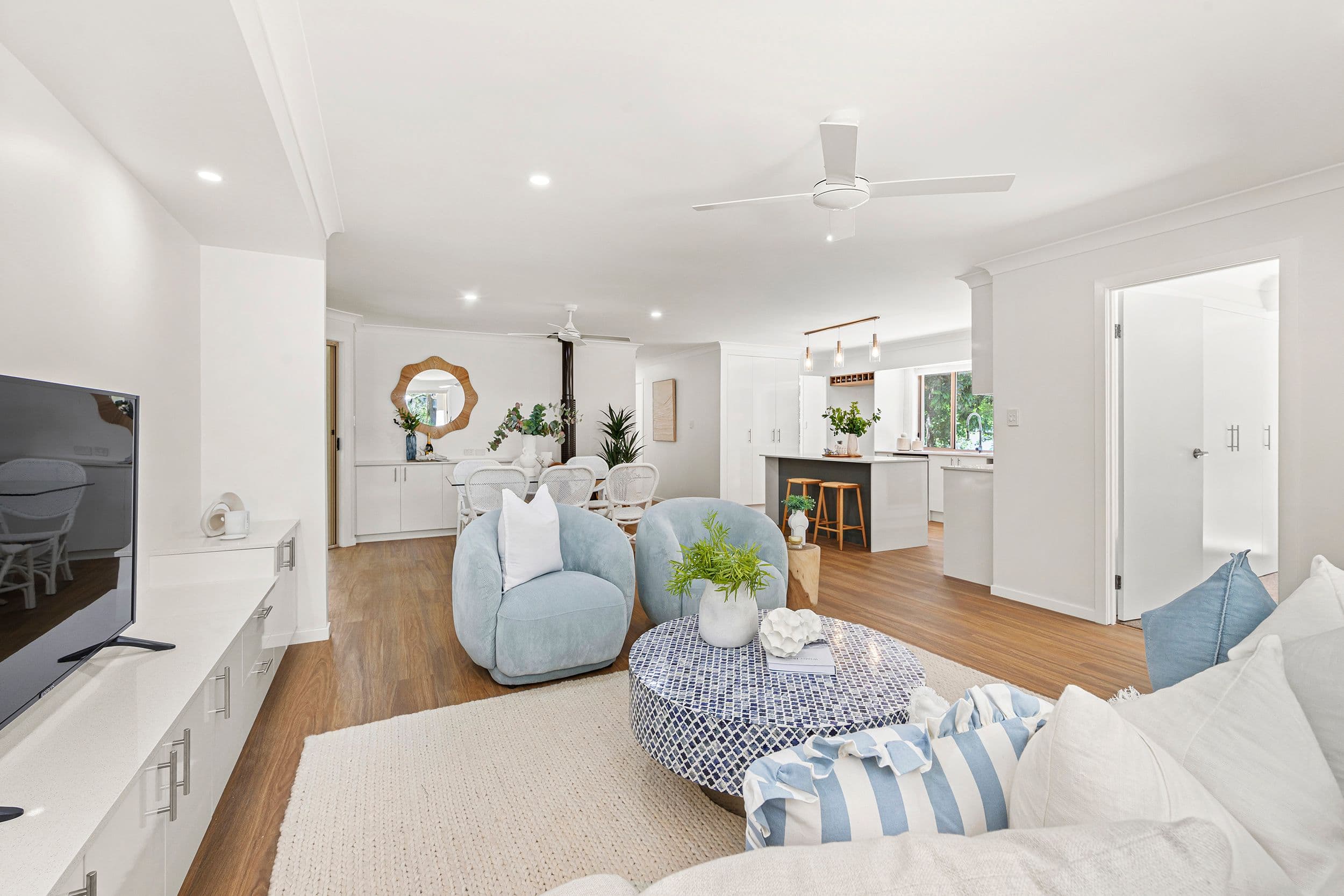135 Beacon Road, Tamborine Mountain QLD 4272, Tamborine Mountain - Thumbnail 2