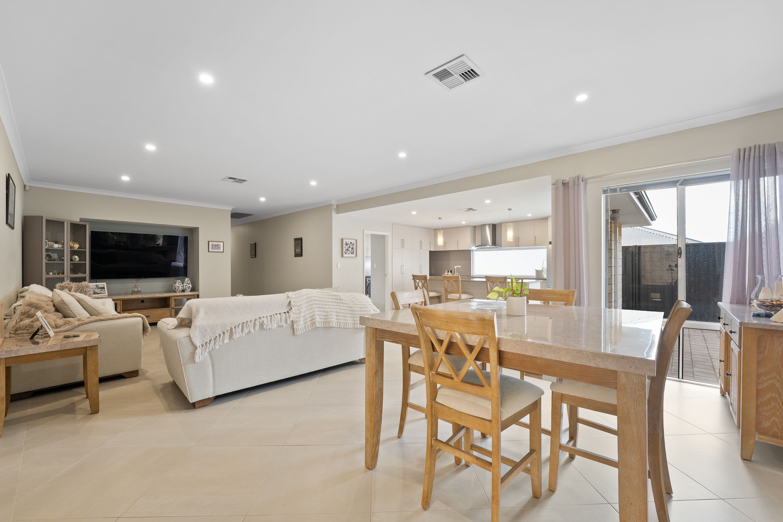 12 Sunbeam Approach, Baldivis WA 6171, Baldivis - Thumbnail 8