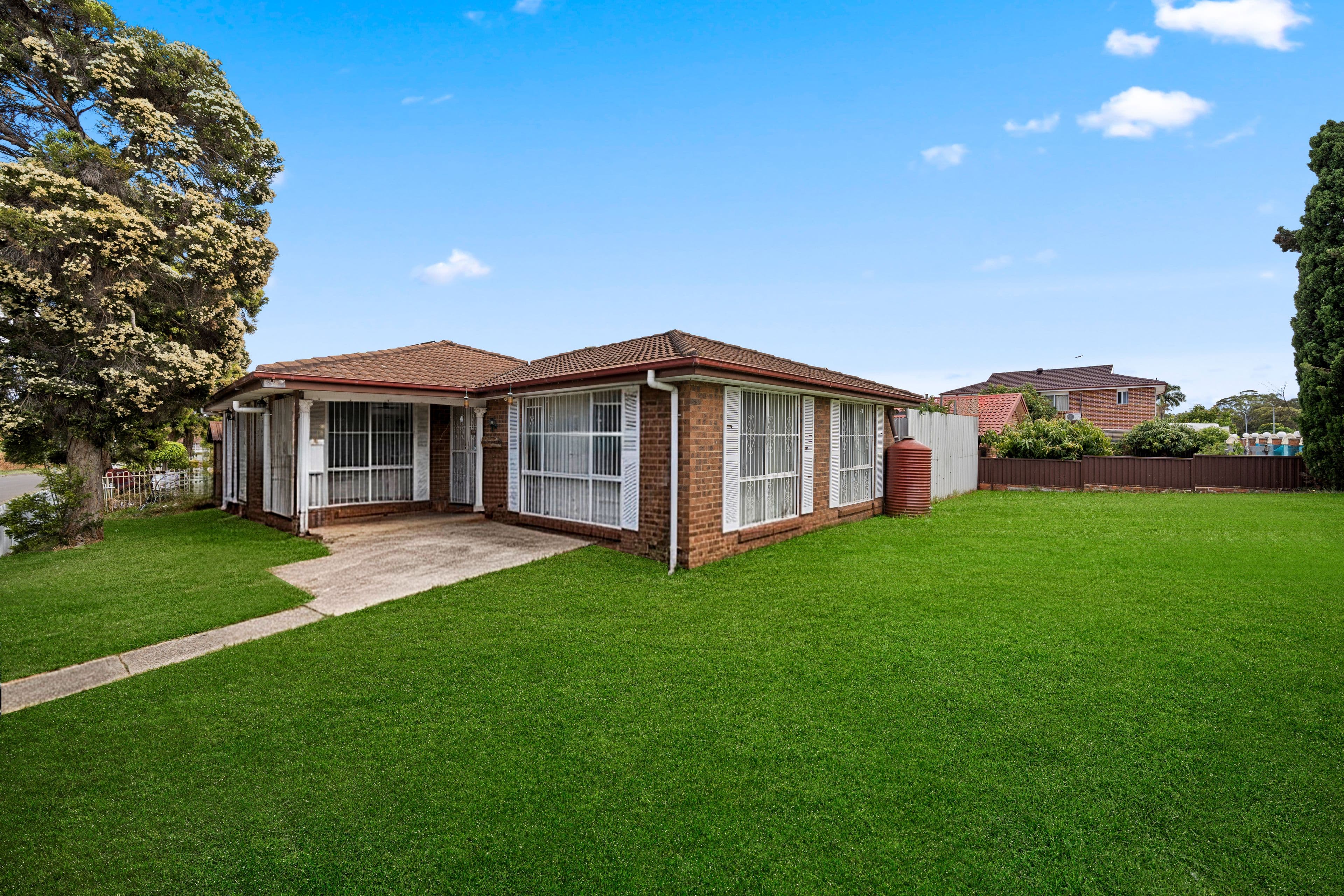 447 Hamilton Road, Fairfield West NSW 2165, Fairfield West - Thumbnail 2