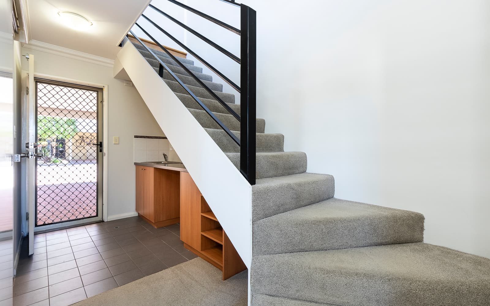 104 Scarborough Beach Road, Mount Hawthorn - Thumbnail 8