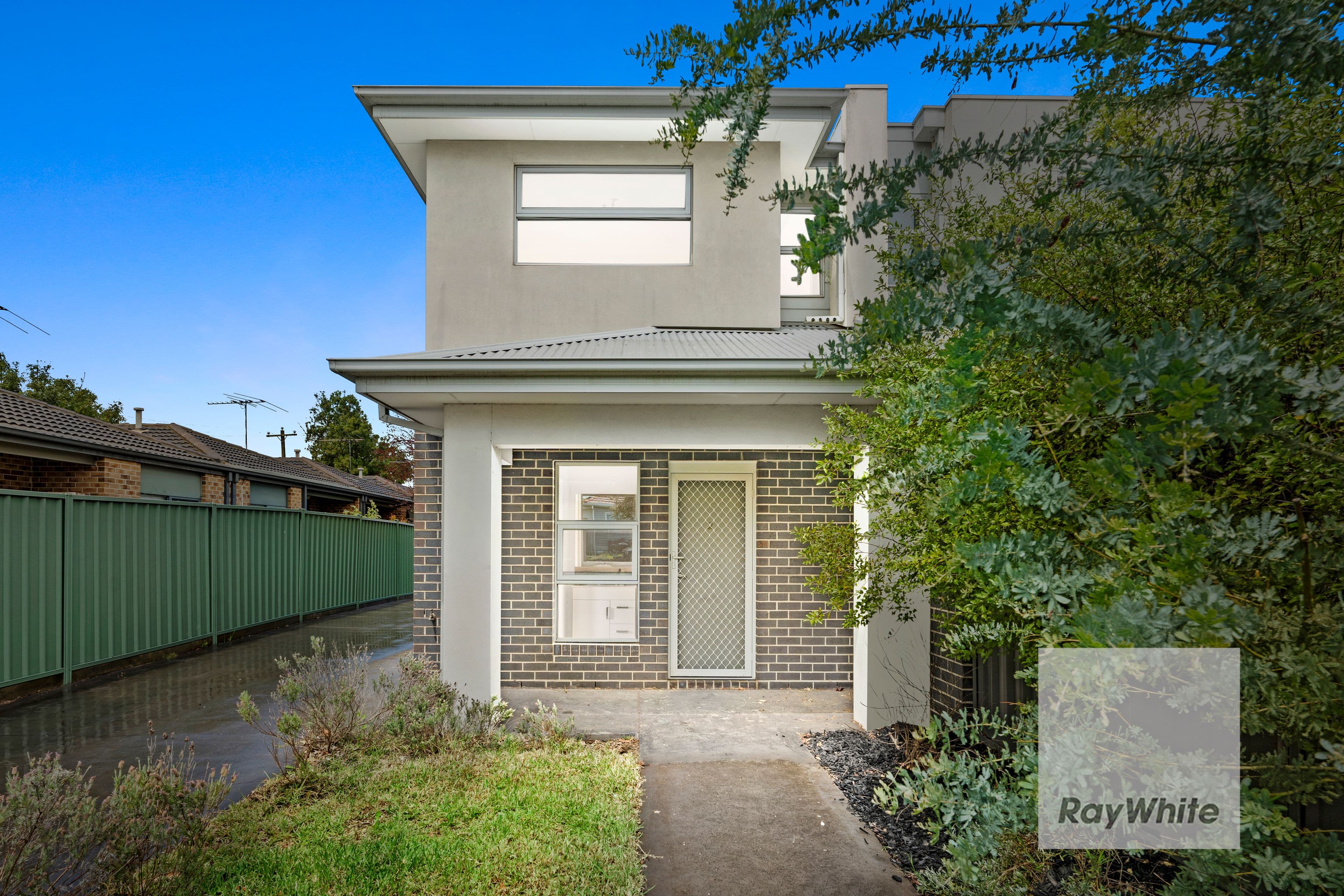25 Clunes Street, Kingsbury VIC 3083, Kingsbury - Thumbnail 2