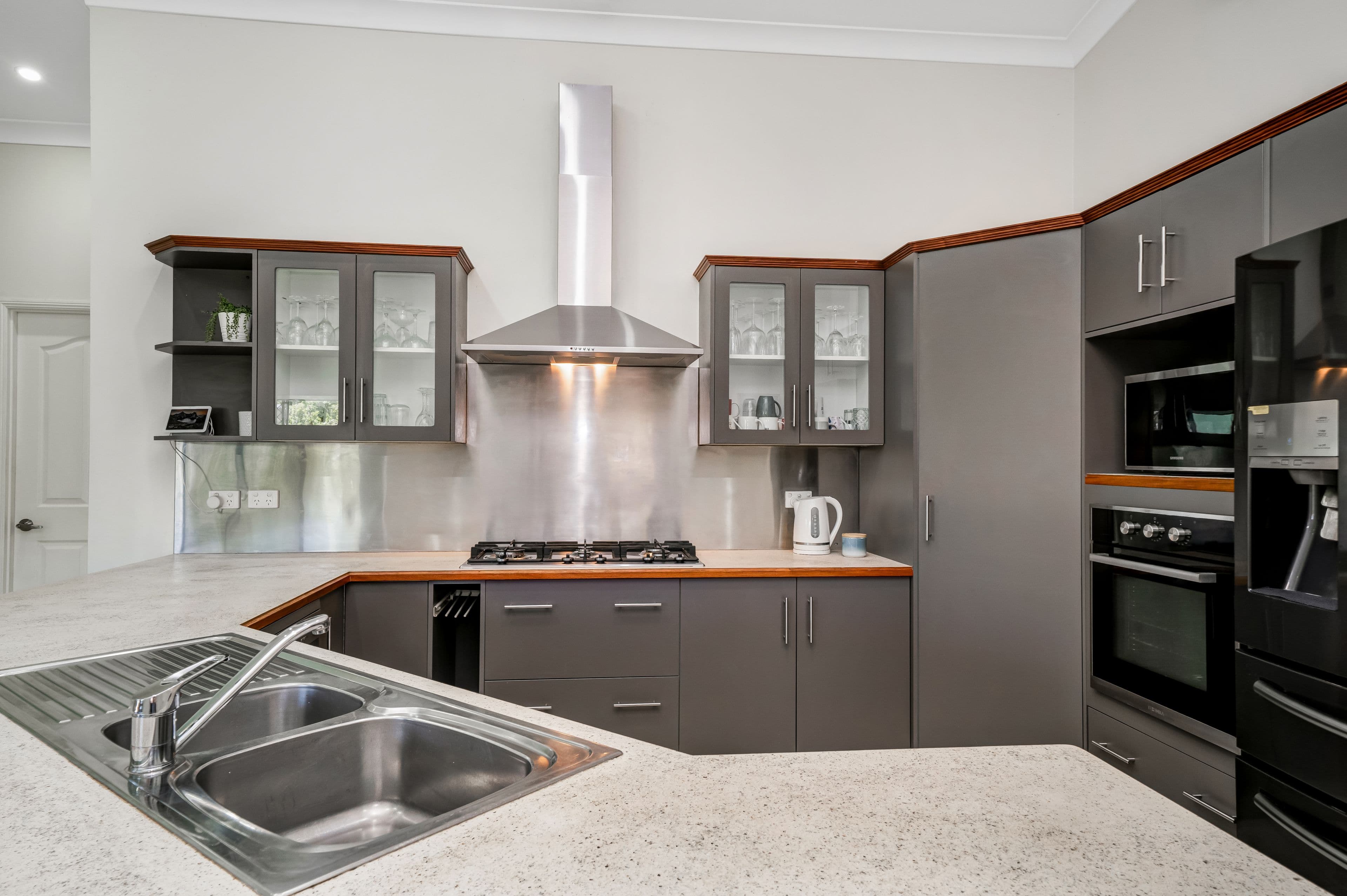 4 Montebello Circle, Kirwan QLD 4817, Kirwan - Thumbnail 8