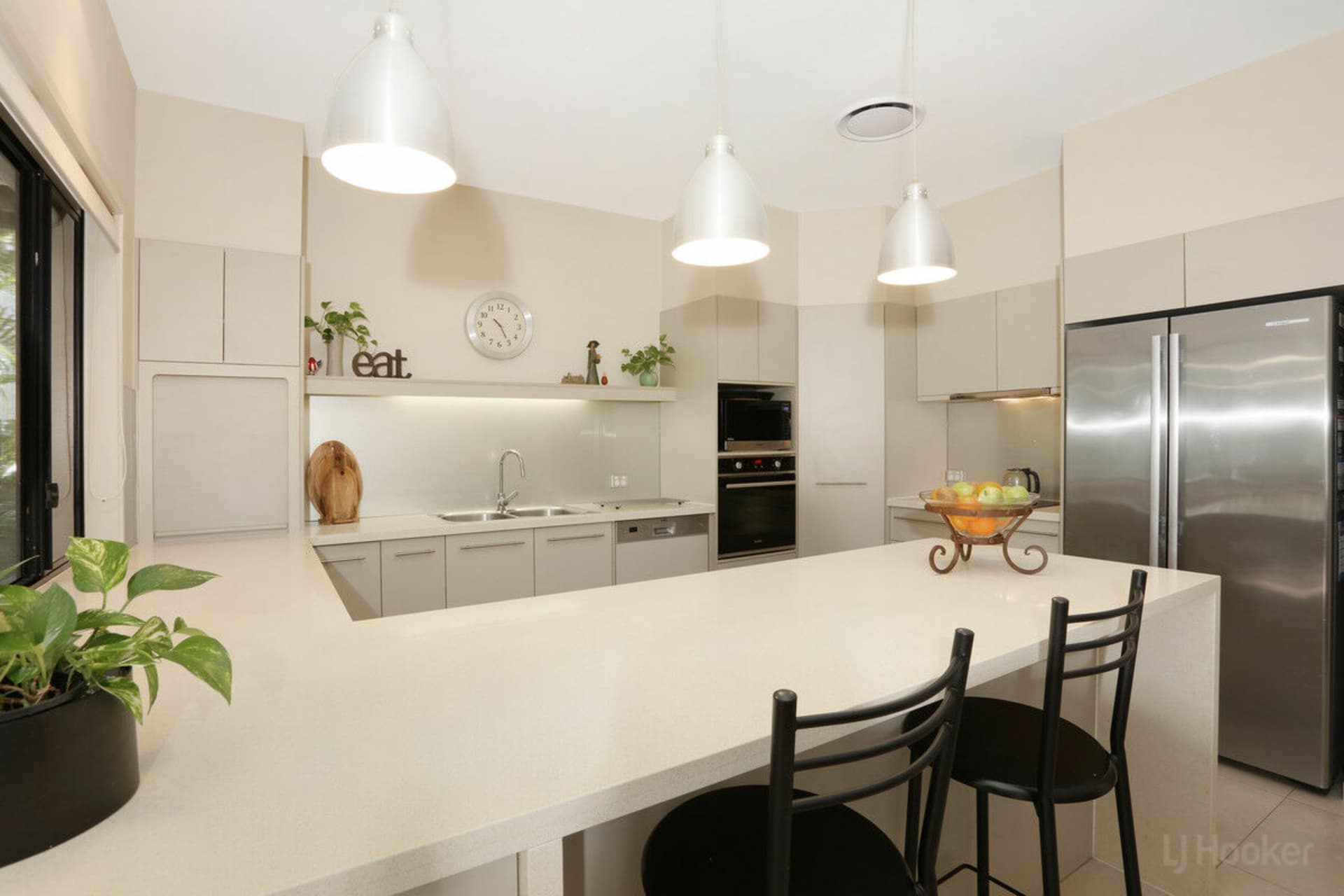 15 Nankeen Avenue, Paradise Point, Paradise Point - Thumbnail 8