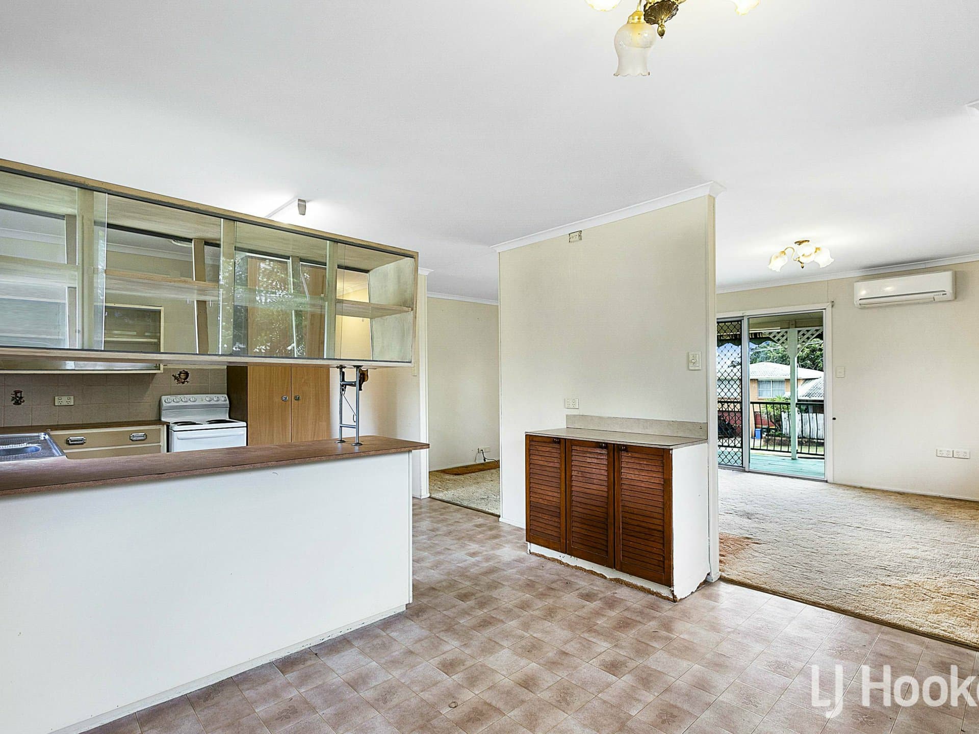 317 Boat Harbour Drive, Scarness, Scarness - Thumbnail 8