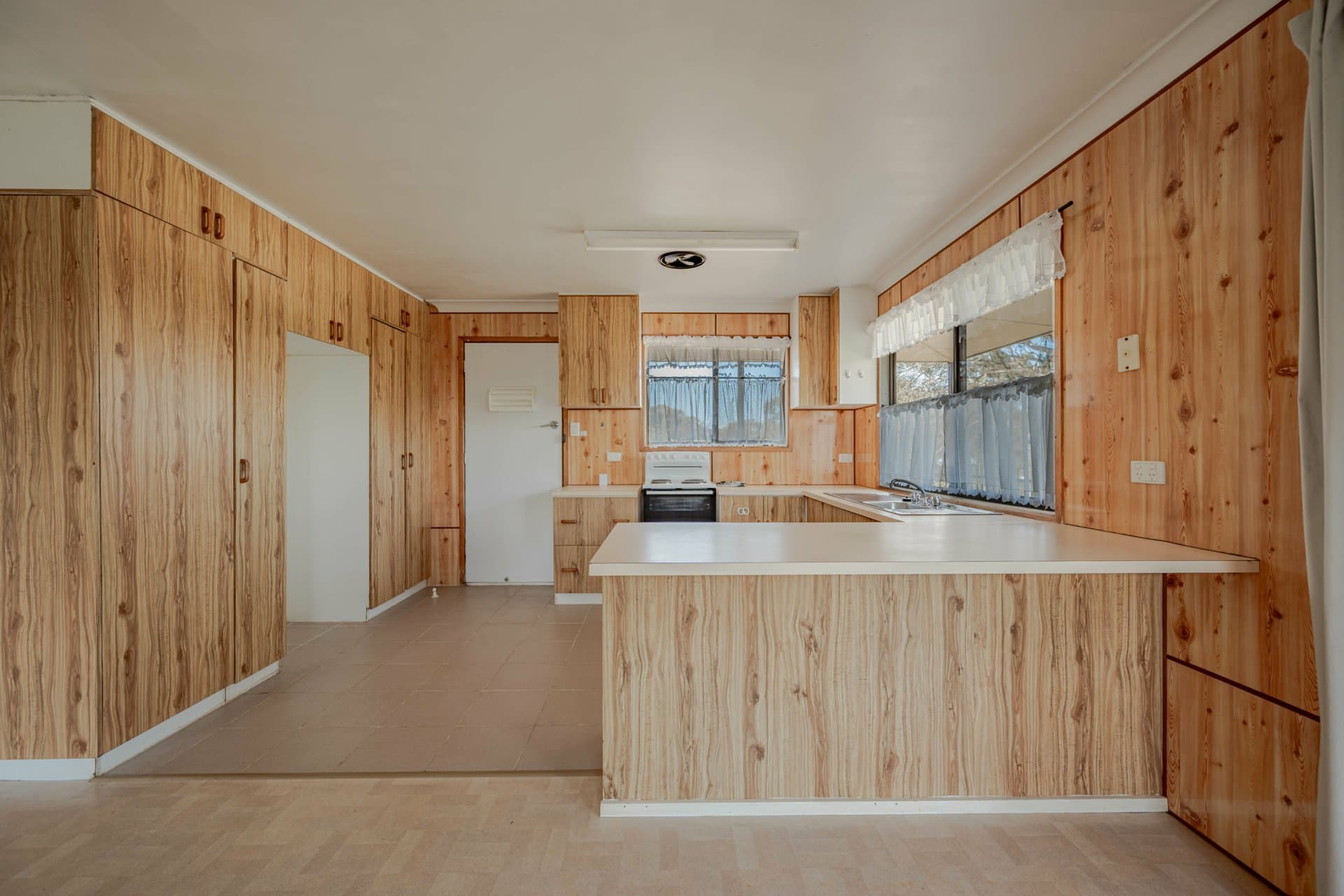 14 Tennyson Court, Russell Island, Russell Island - Thumbnail 7