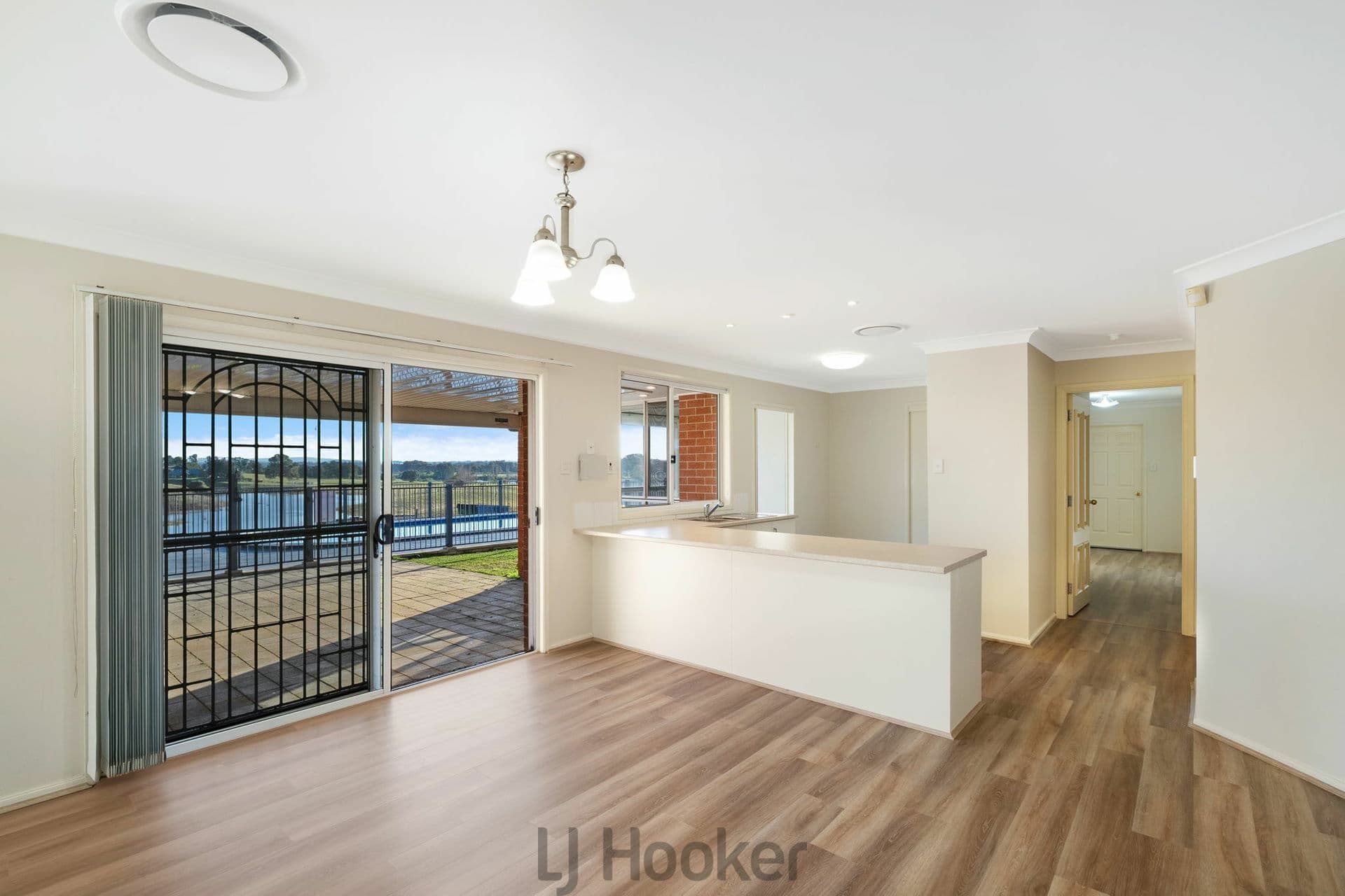 357 Aberglasslyn Road, Aberglasslyn, Aberglasslyn - Image 1