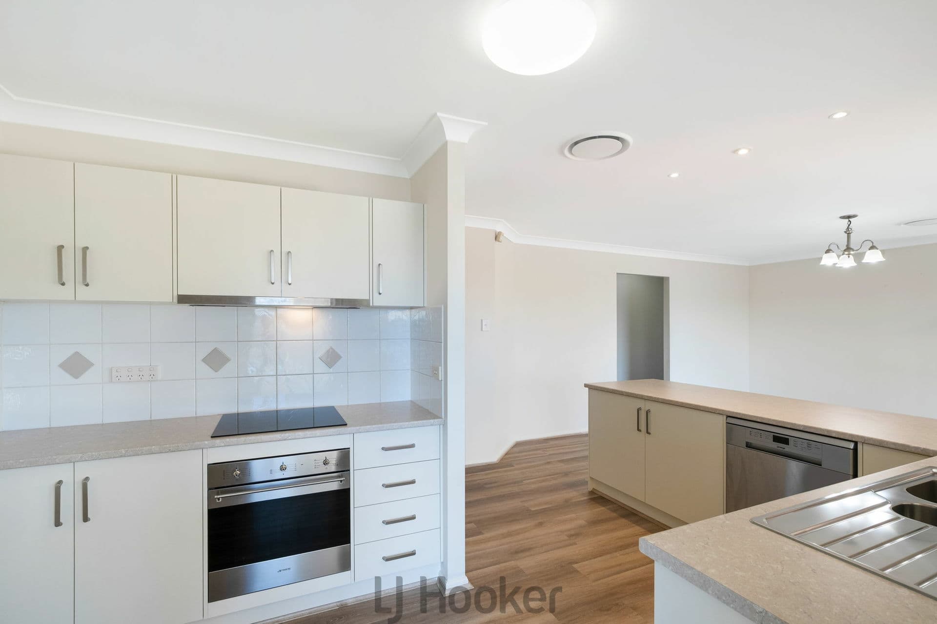 357 Aberglasslyn Road, Aberglasslyn, Aberglasslyn - Thumbnail 4