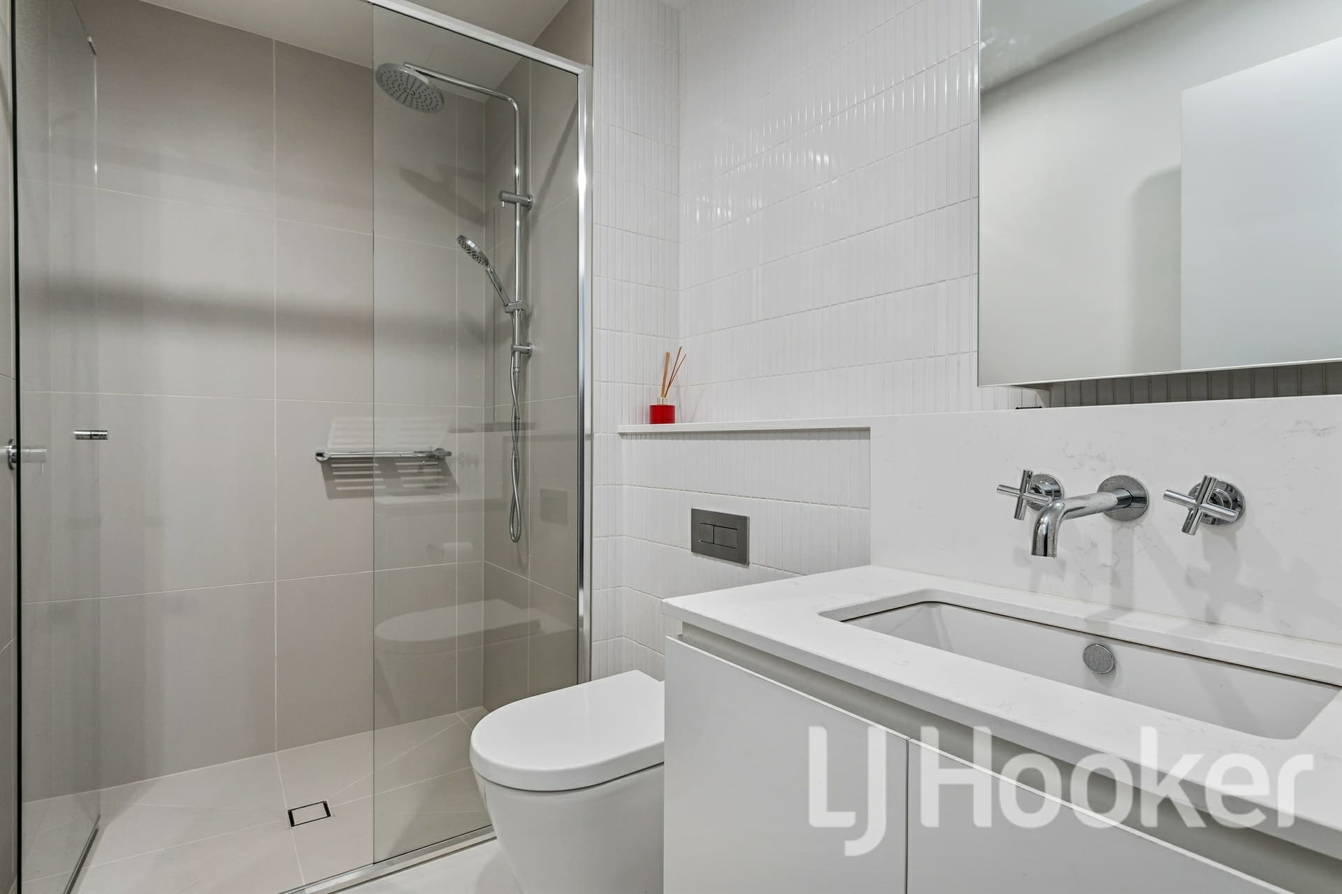105/2 Dalgety Street, Oakleigh, Oakleigh - Thumbnail 2
