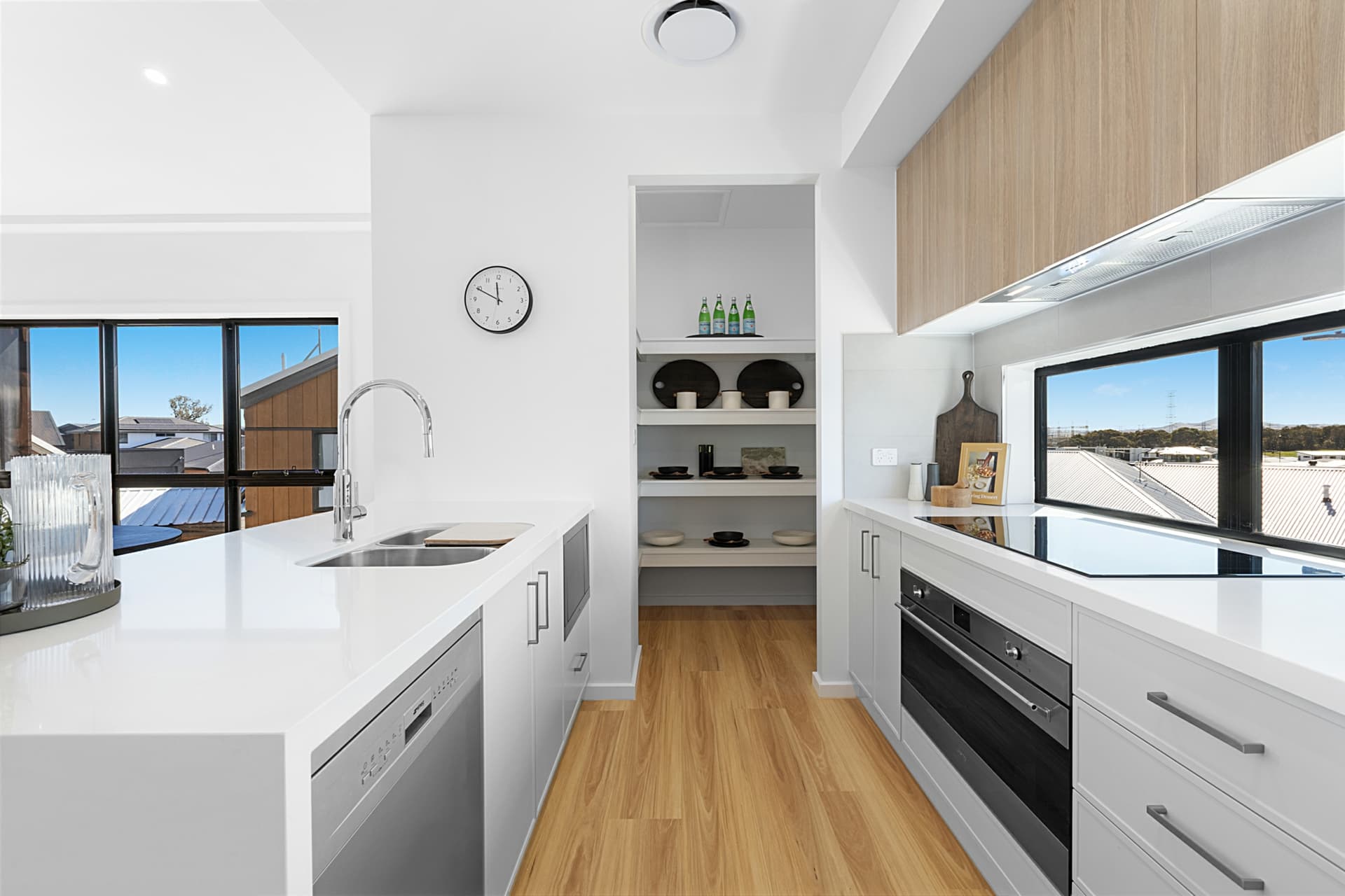 25 Wyn Gilmour Court, Strathnairn, Strathnairn - Thumbnail 3