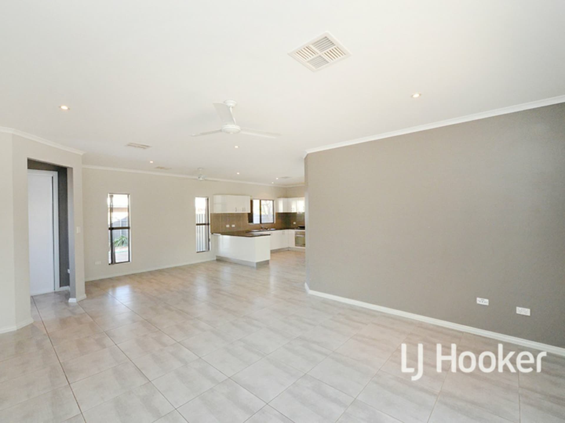 4 Wedelia Place, Stuart, Stuart - Thumbnail 5