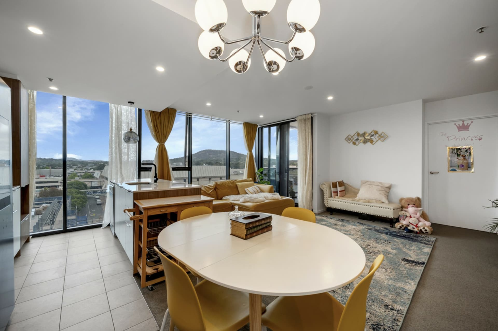 617/15 Bowes Street, Phillip, Phillip - Thumbnail 3