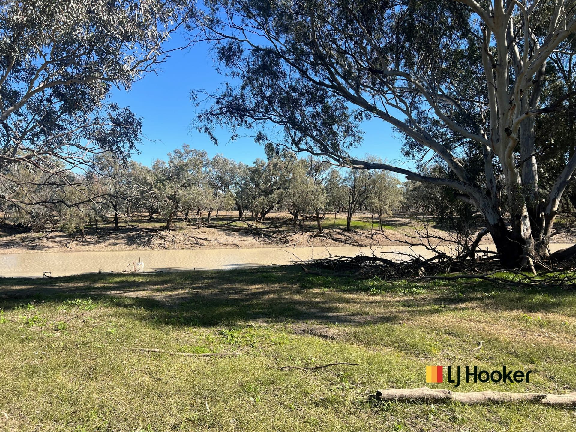 The Island/3049 Kamilaroi Highway, Bourke, Bourke - Thumbnail 2
