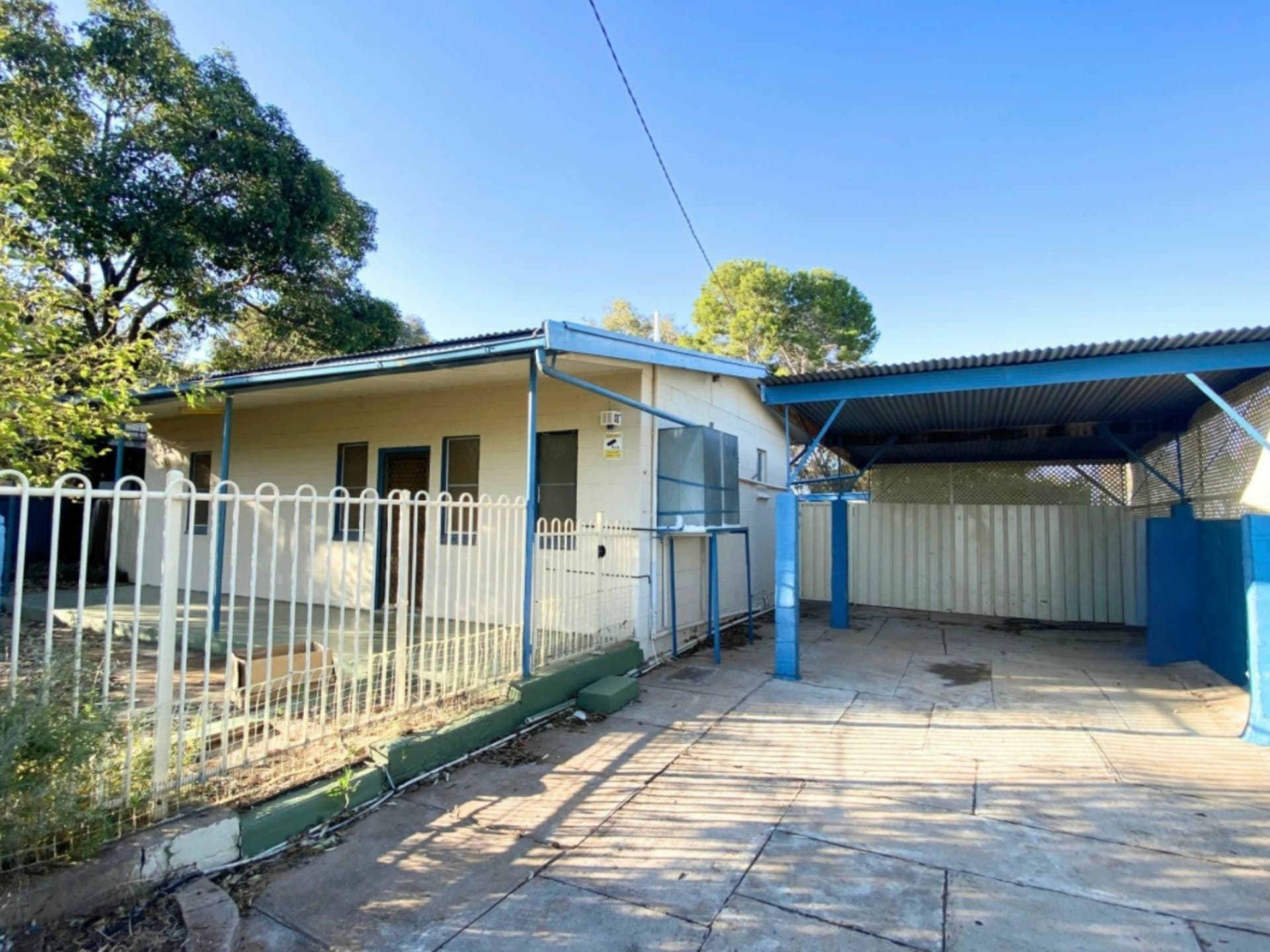 72 Lakeview Avenue, Sunset Strip, Sunset Strip - Thumbnail 2