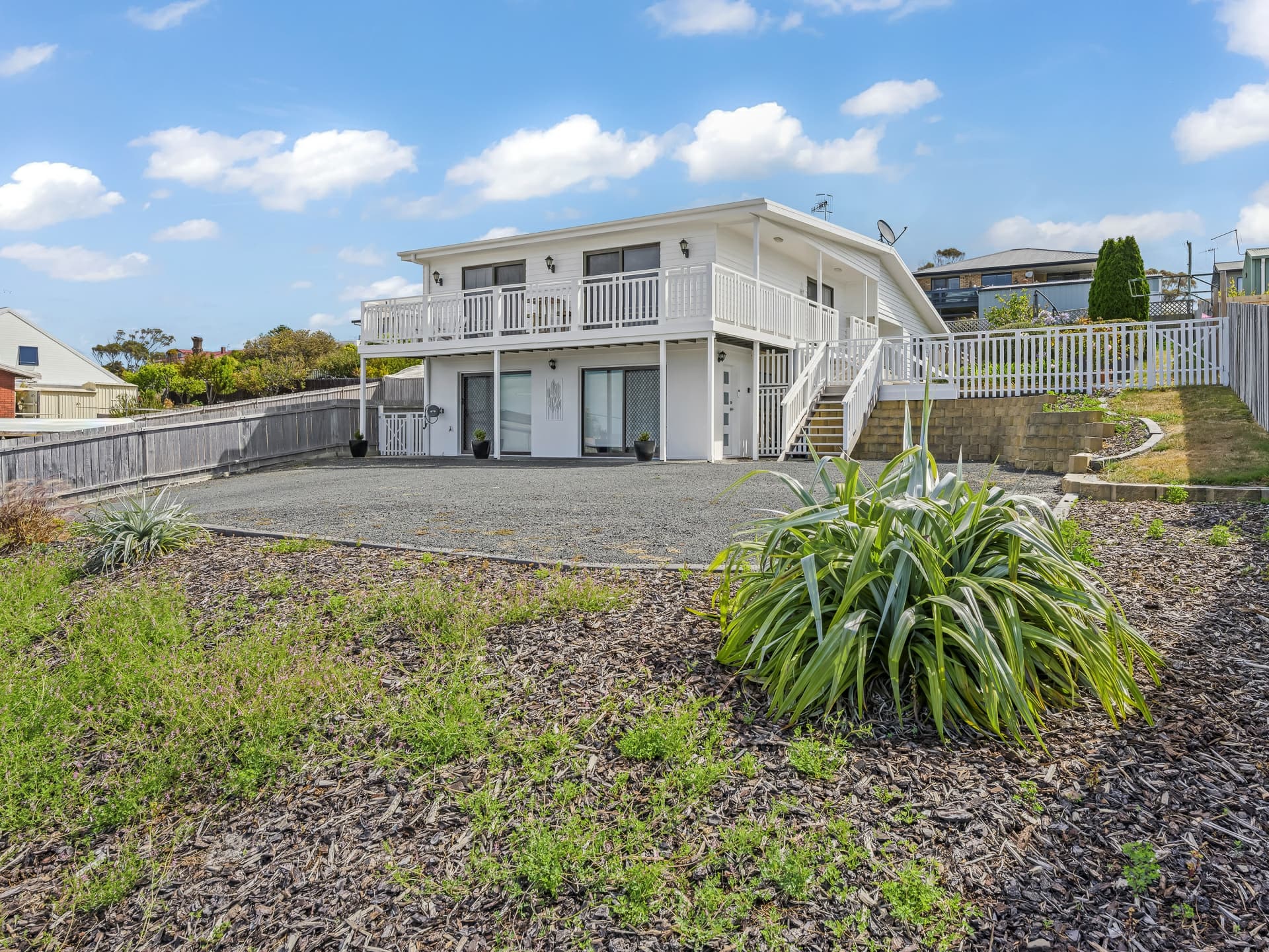 124 Scamander Avenue, Scamander, Scamander - Thumbnail 2