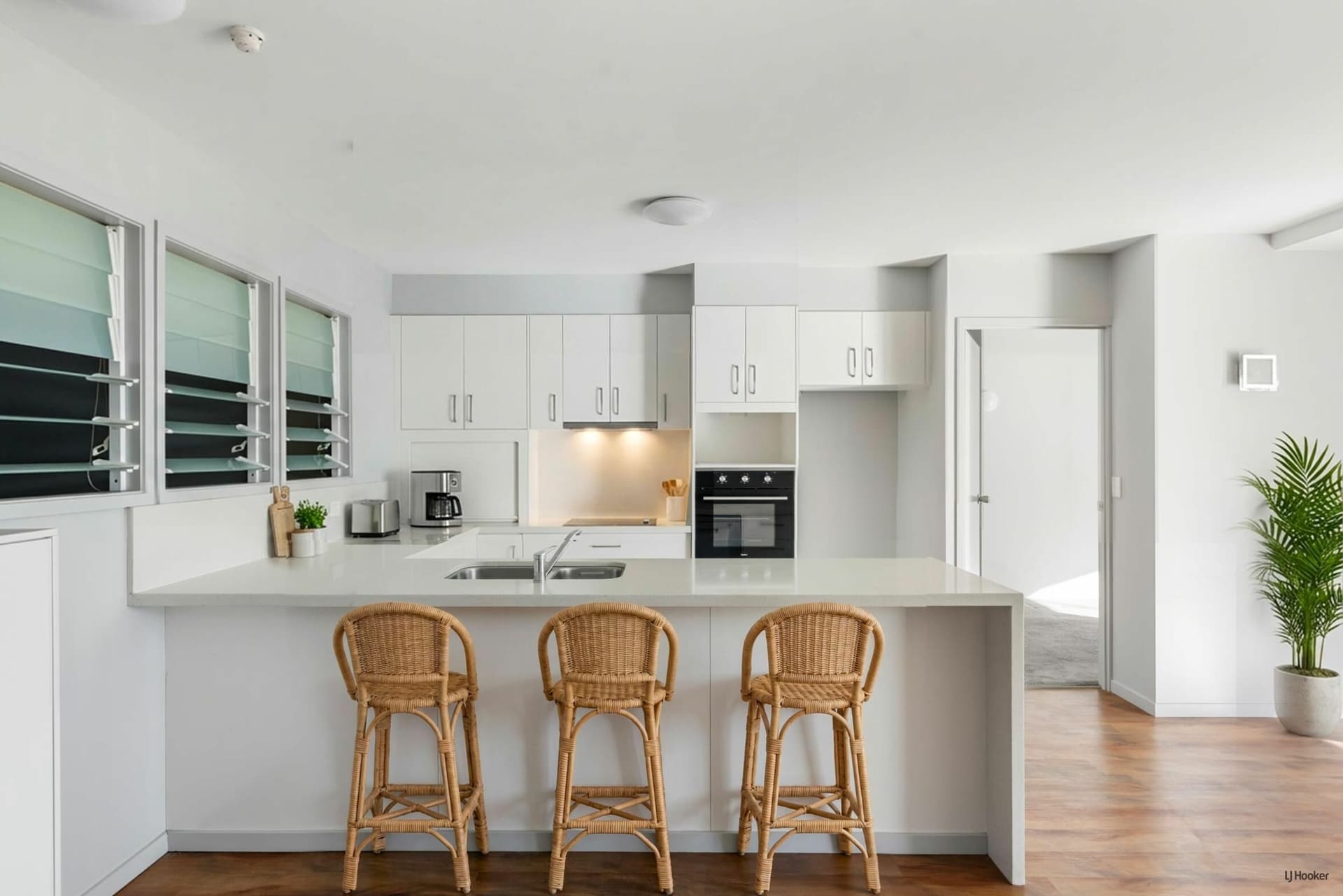 1B/828 Pacific Parade, Currumbin, Currumbin - Thumbnail 3