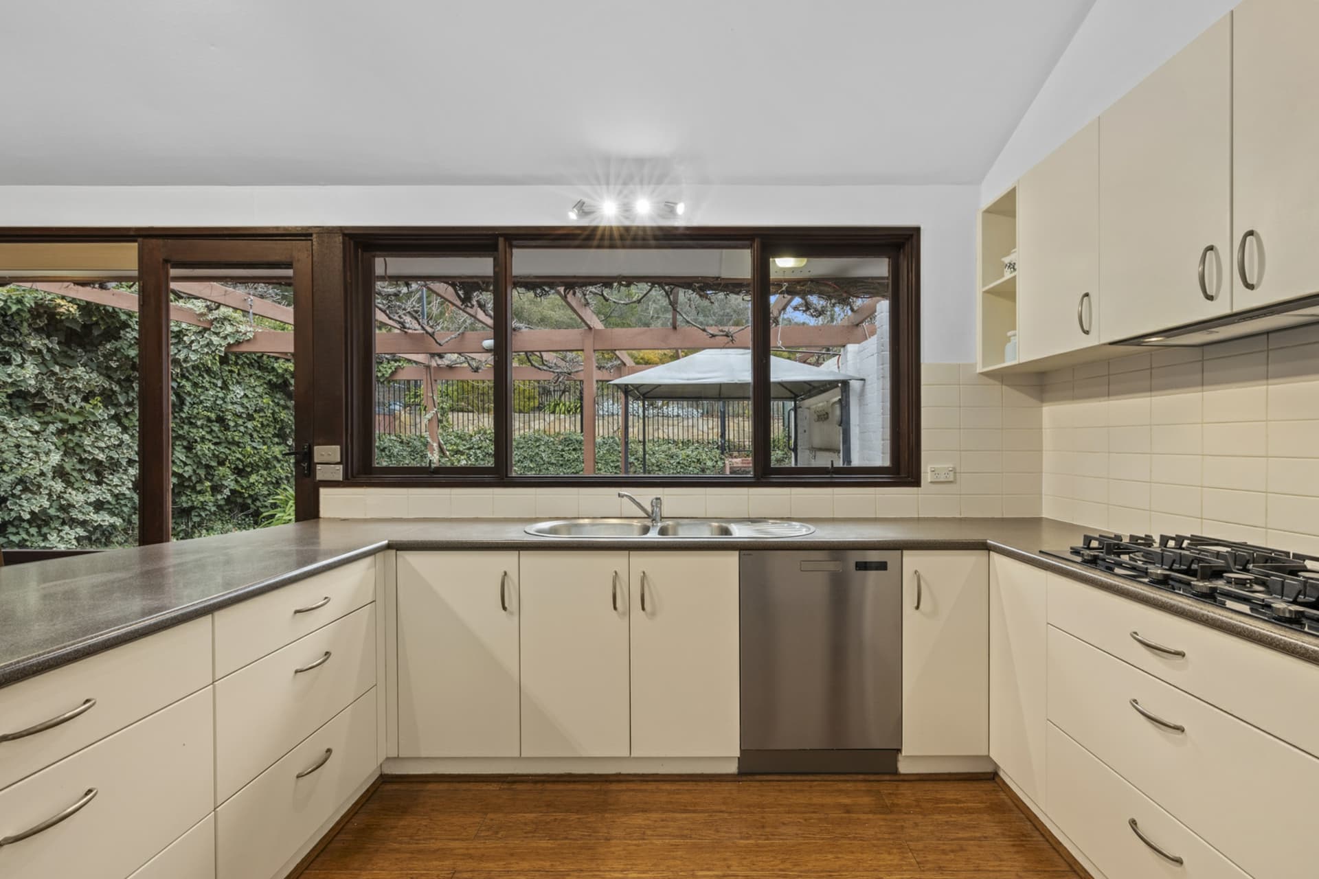 40 Hawker Street, Torrens, Torrens - Thumbnail 8