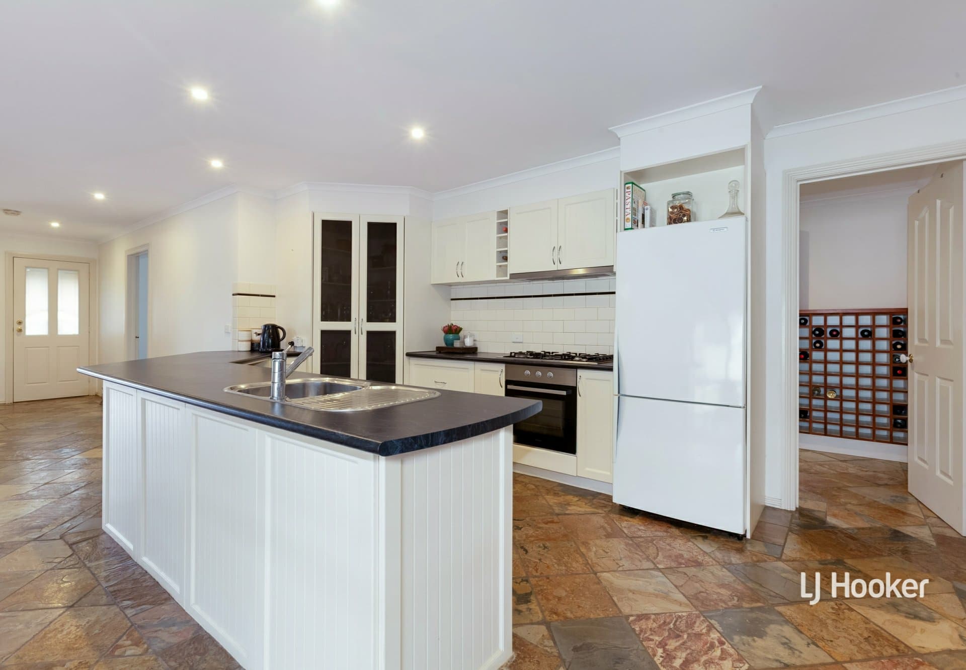 11 Mccarthy Court, Wallan, Wallan - Thumbnail 7