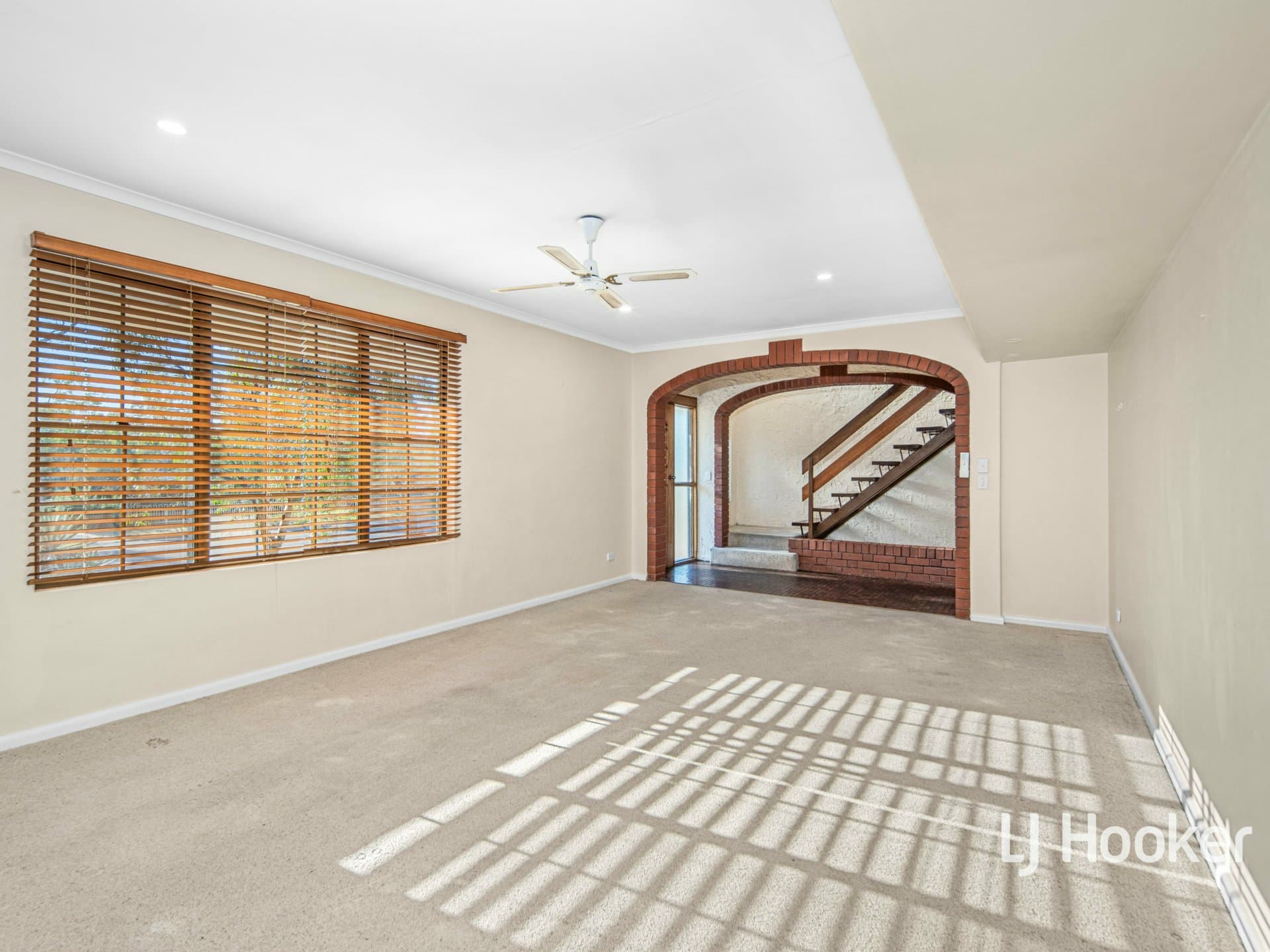 131 Woods Terrace, Braitling, Braitling - Thumbnail 3