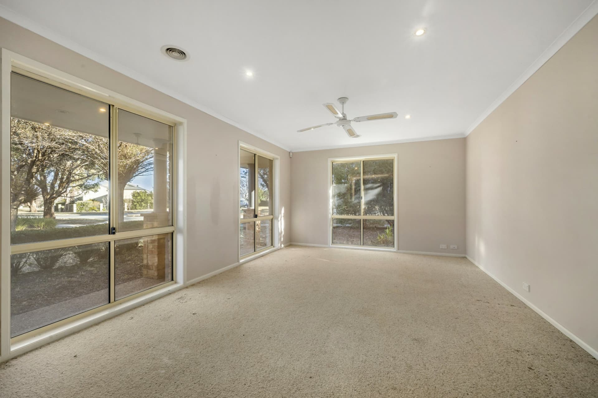 26 Bondfield Street, Gungahlin, Gungahlin - Thumbnail 4