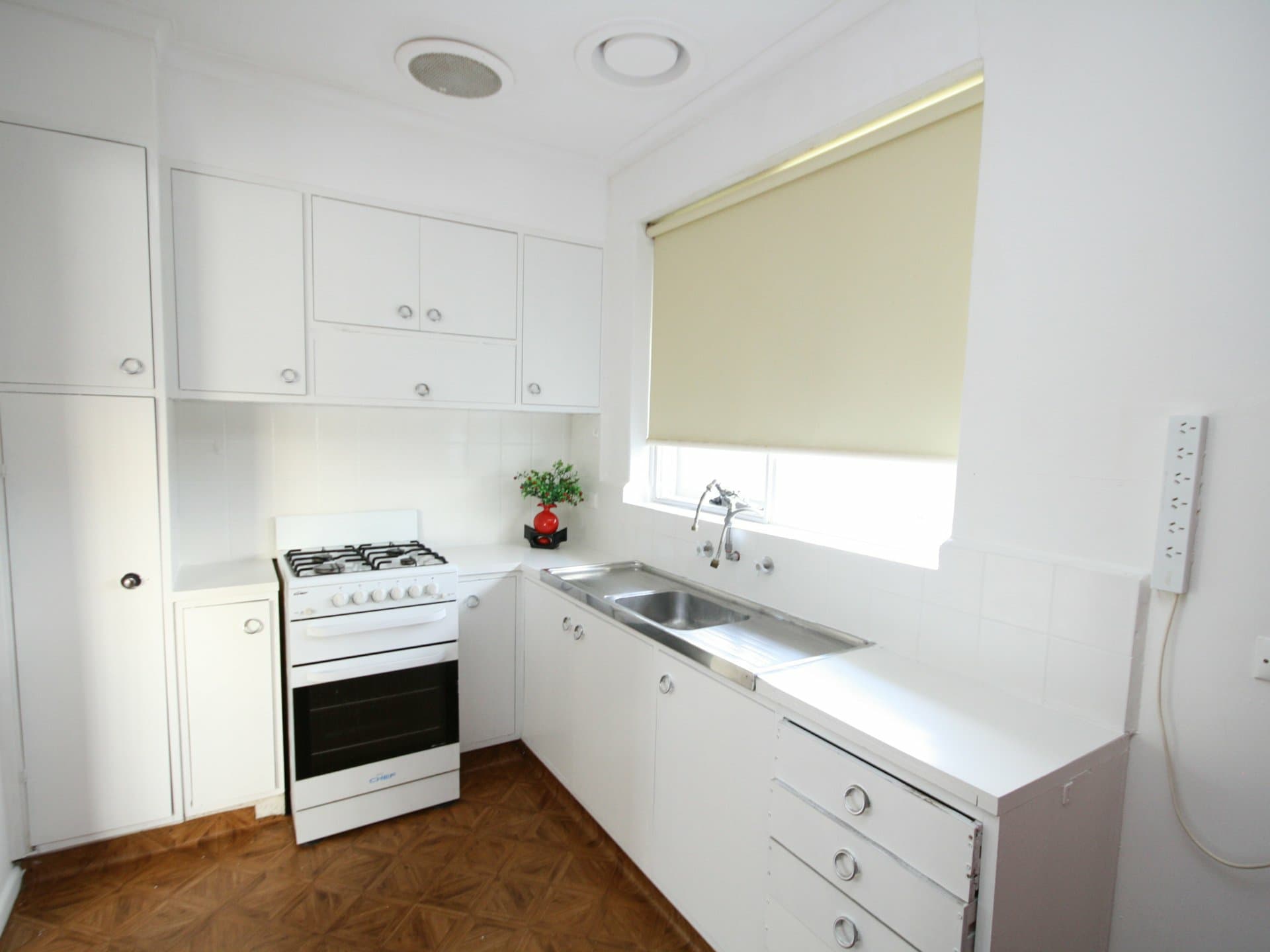 7/17 Royal Avenue, Springvale, Springvale - Thumbnail 4