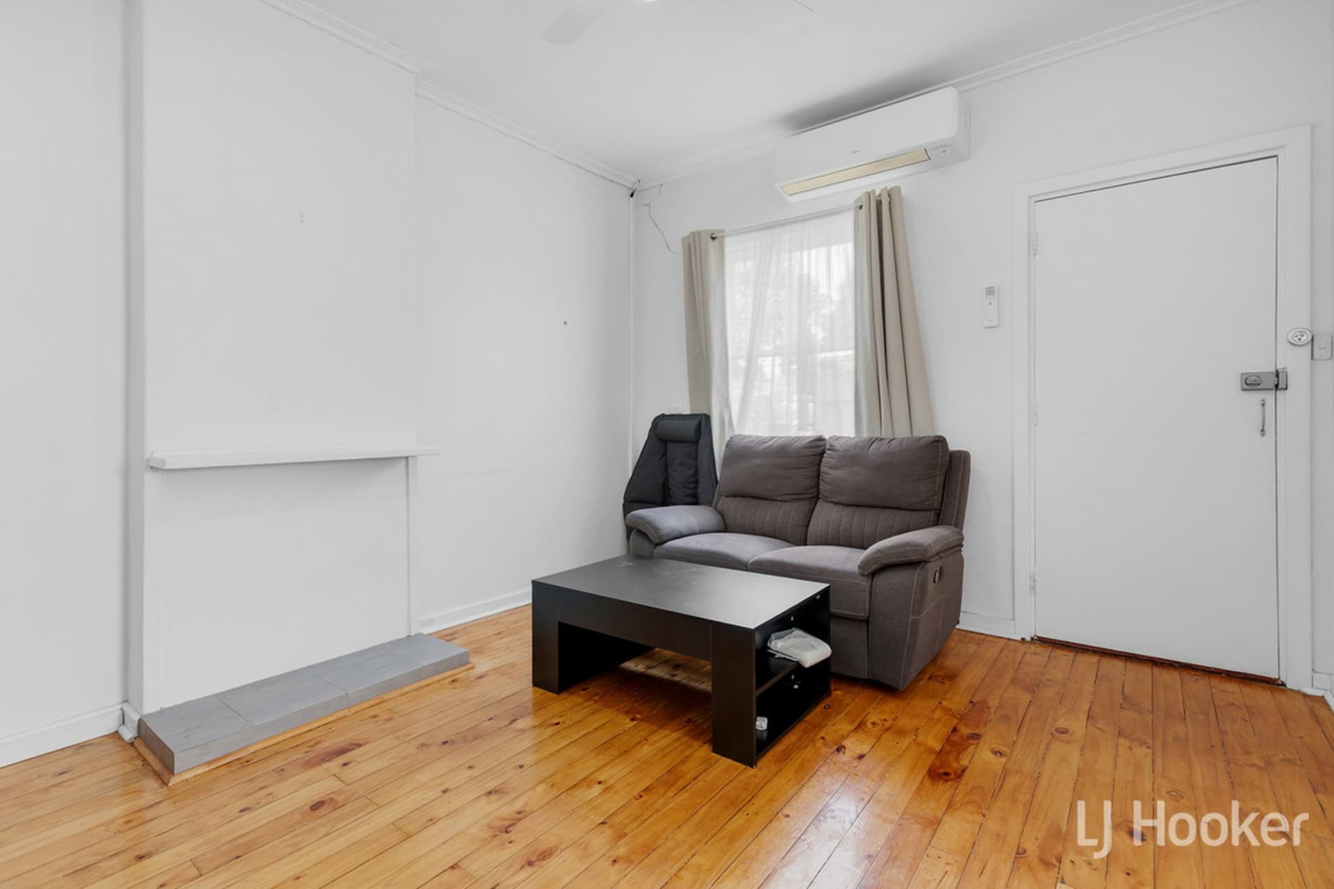 24 Northampton Crescent, Elizabeth East, Elizabeth East - Thumbnail 5