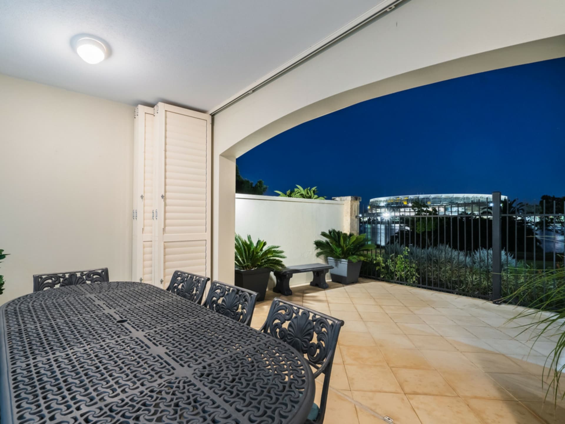 4 Vanguard Terrace, East Perth, East Perth - Thumbnail 2