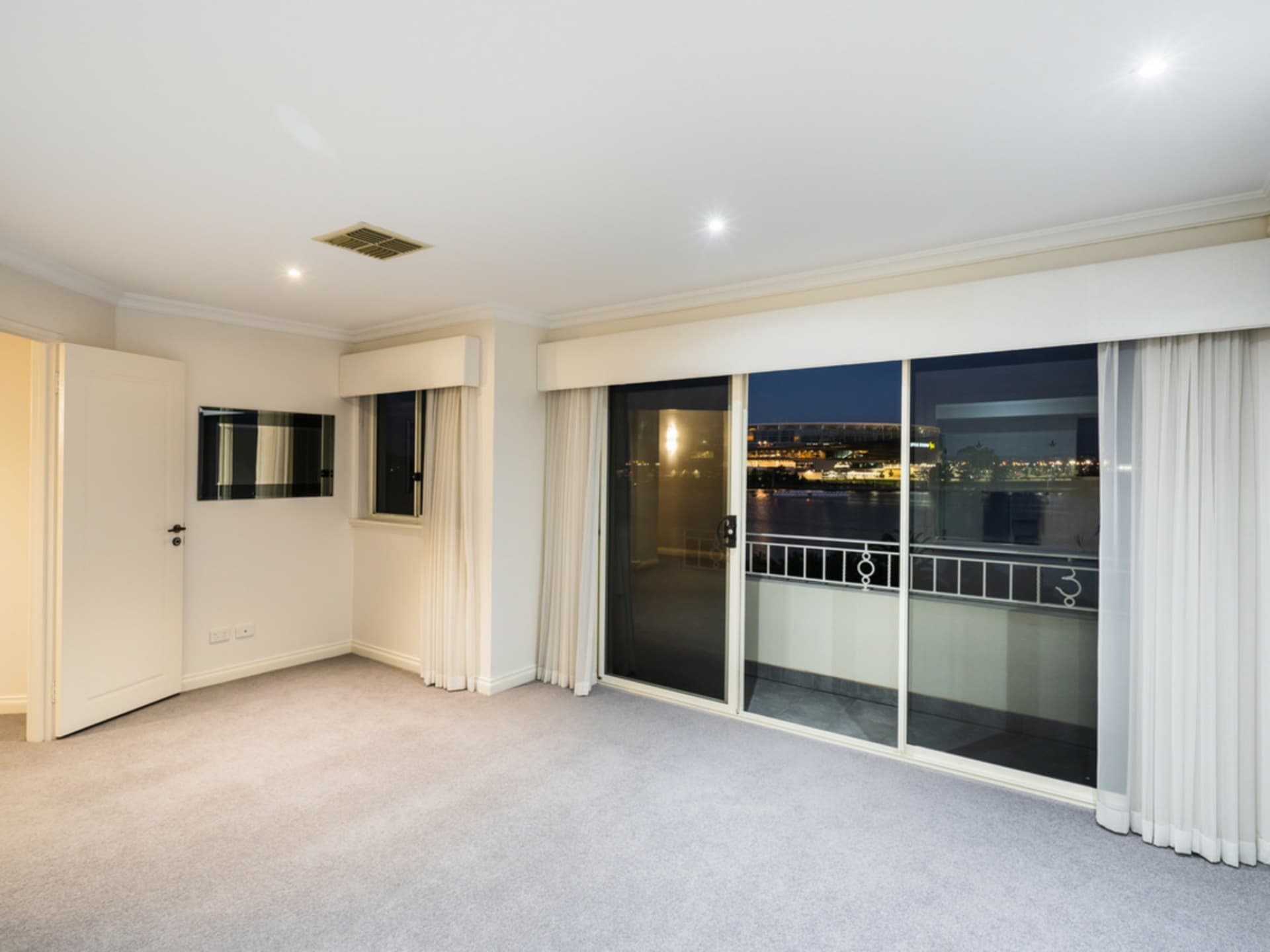4 Vanguard Terrace, East Perth, East Perth - Thumbnail 5
