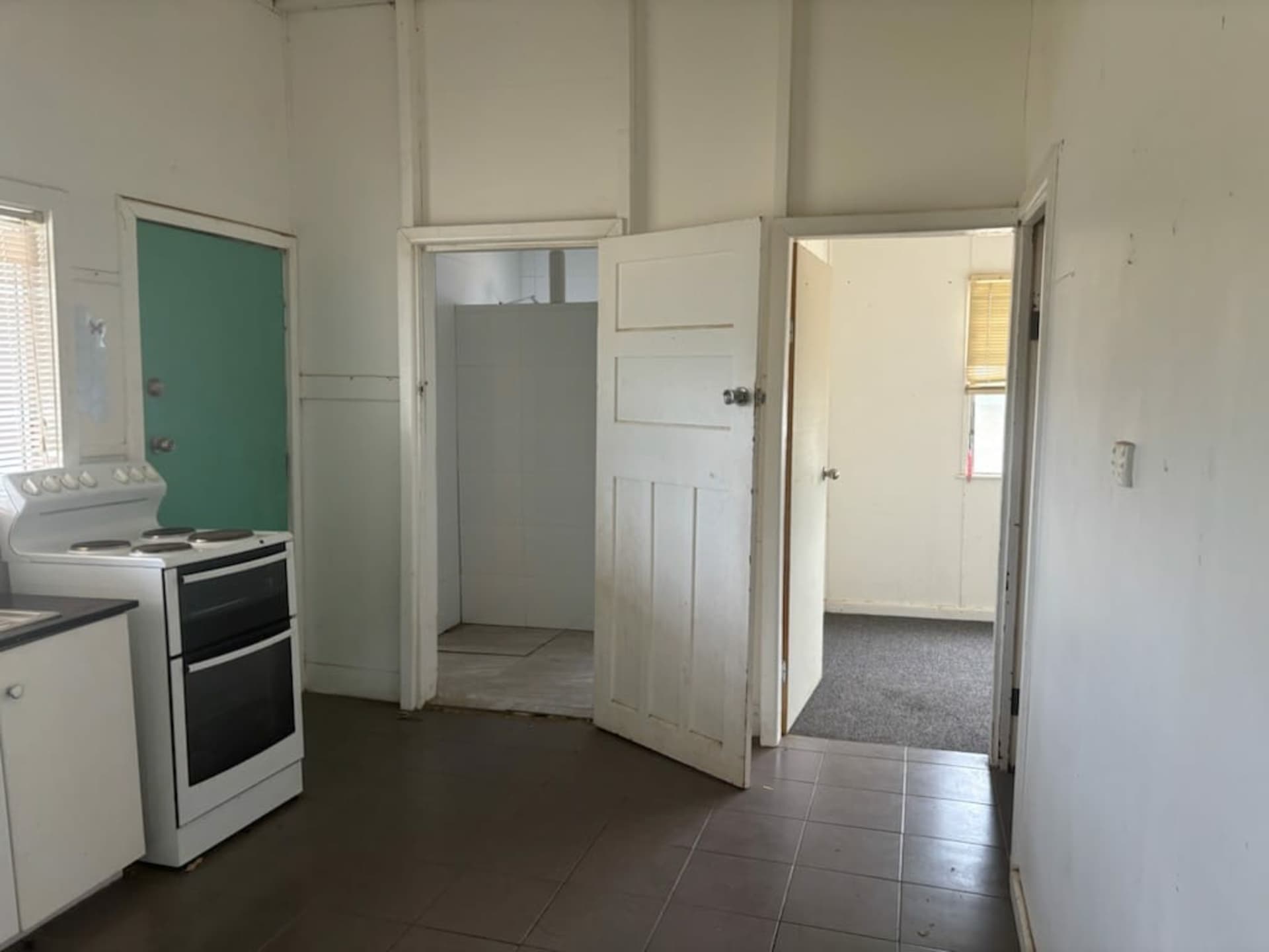 11 Townsend Street, Coonamble, Coonamble - Thumbnail 4