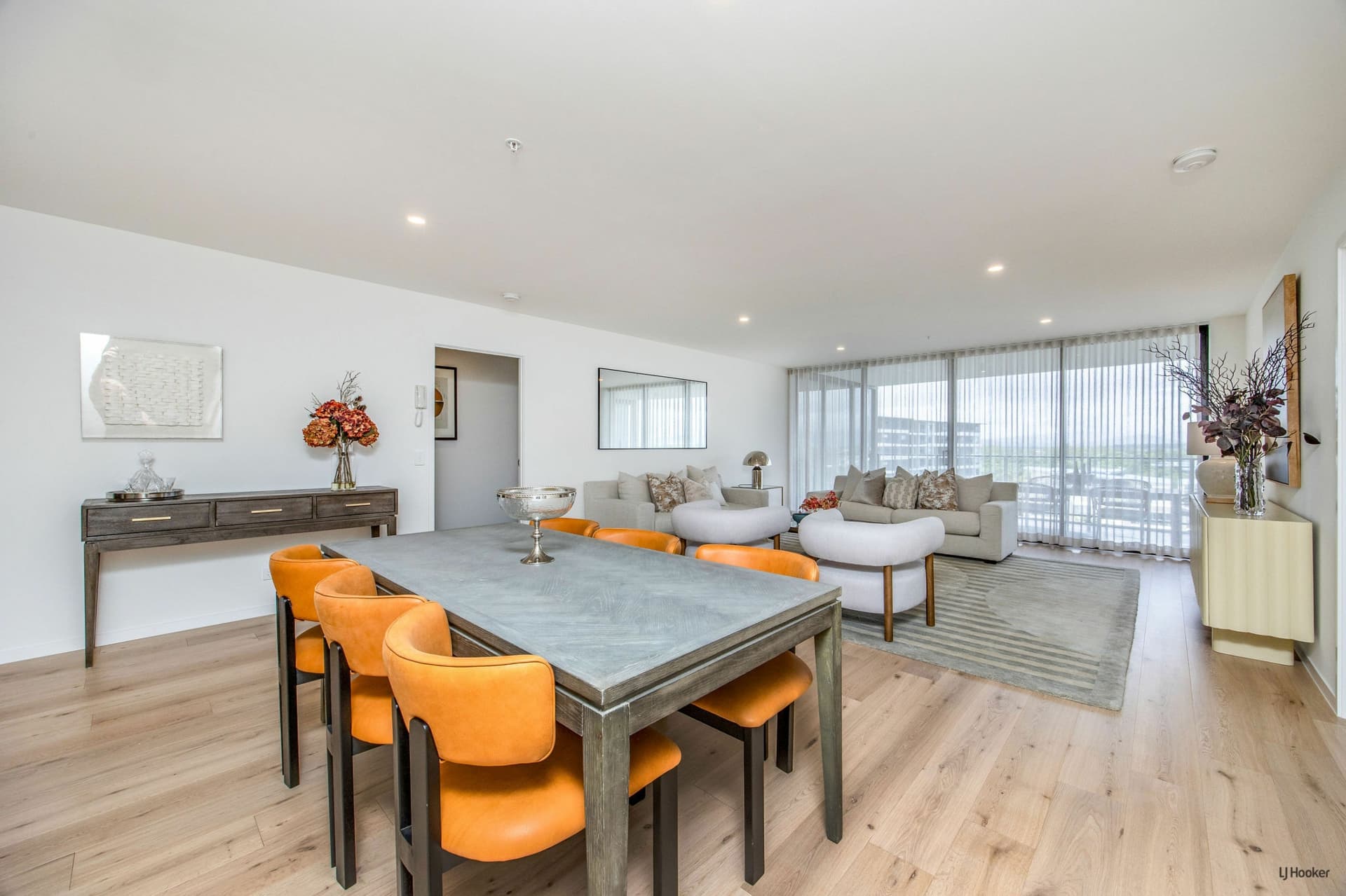 10-12 Sickle Avenue, Hope Island, Hope Island - Thumbnail 5
