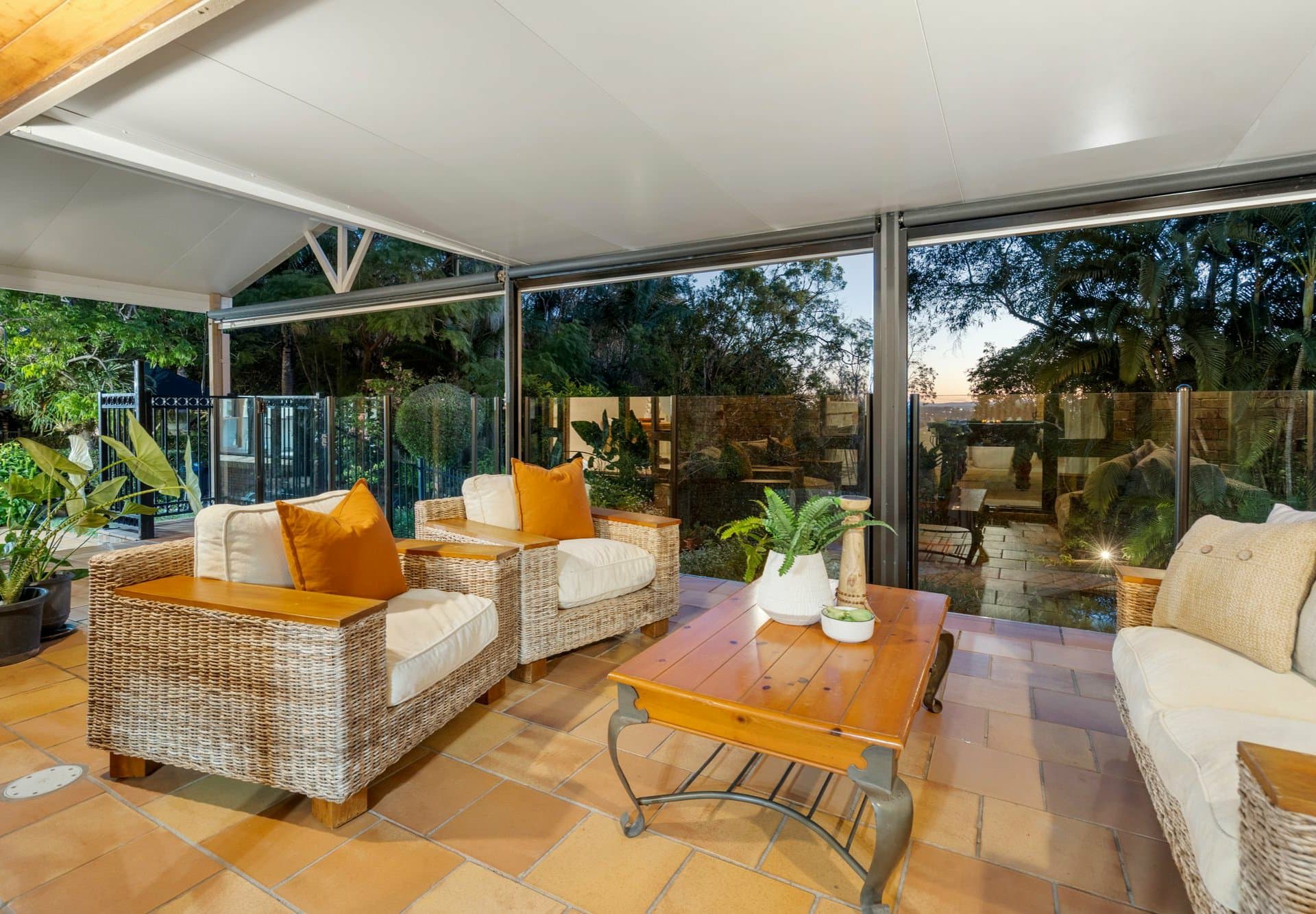 14-16 Aerie Court, Springwood, Springwood - Thumbnail 8