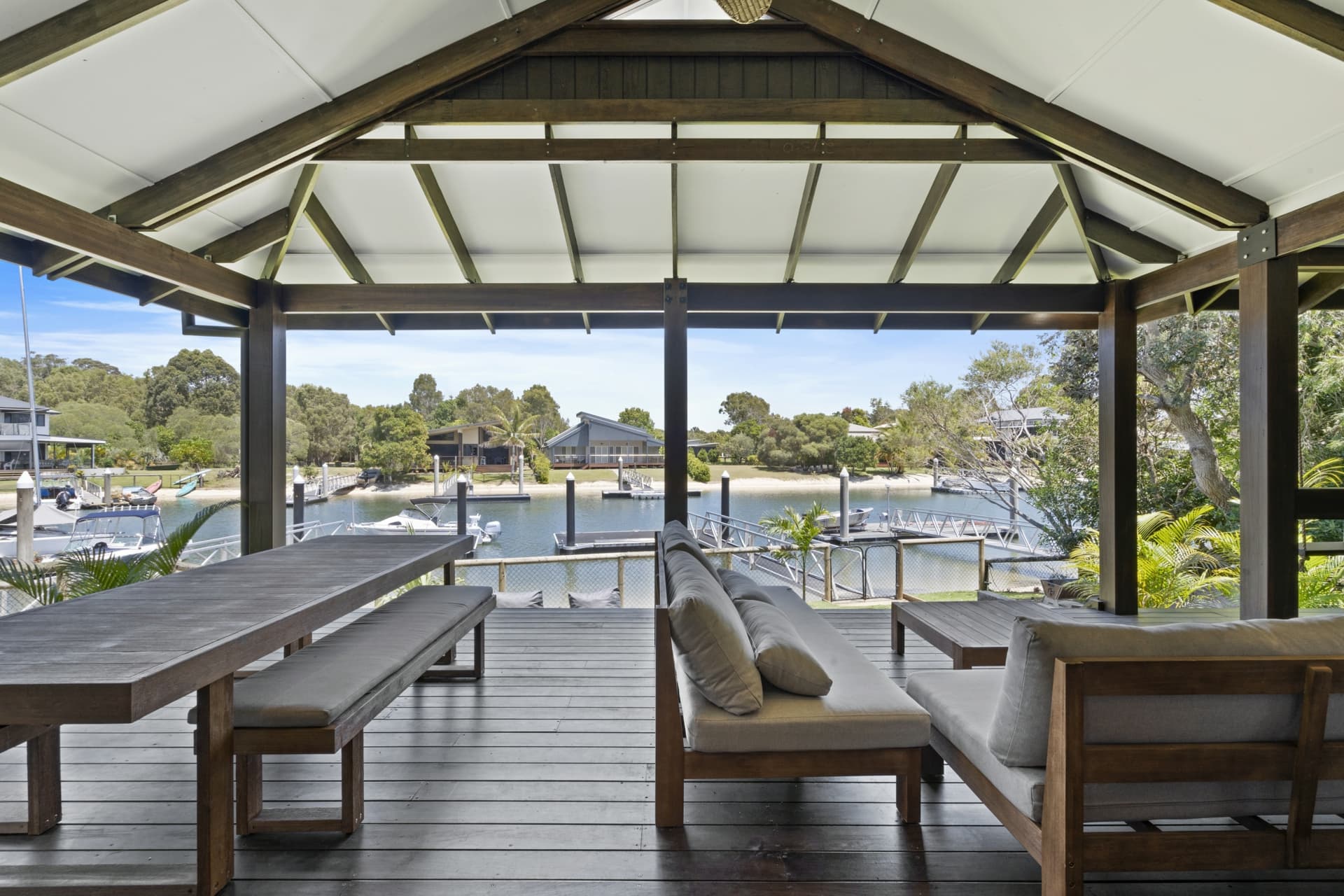 10 Kookaburra Crt, South Stradbroke, South Stradbroke - Image 1