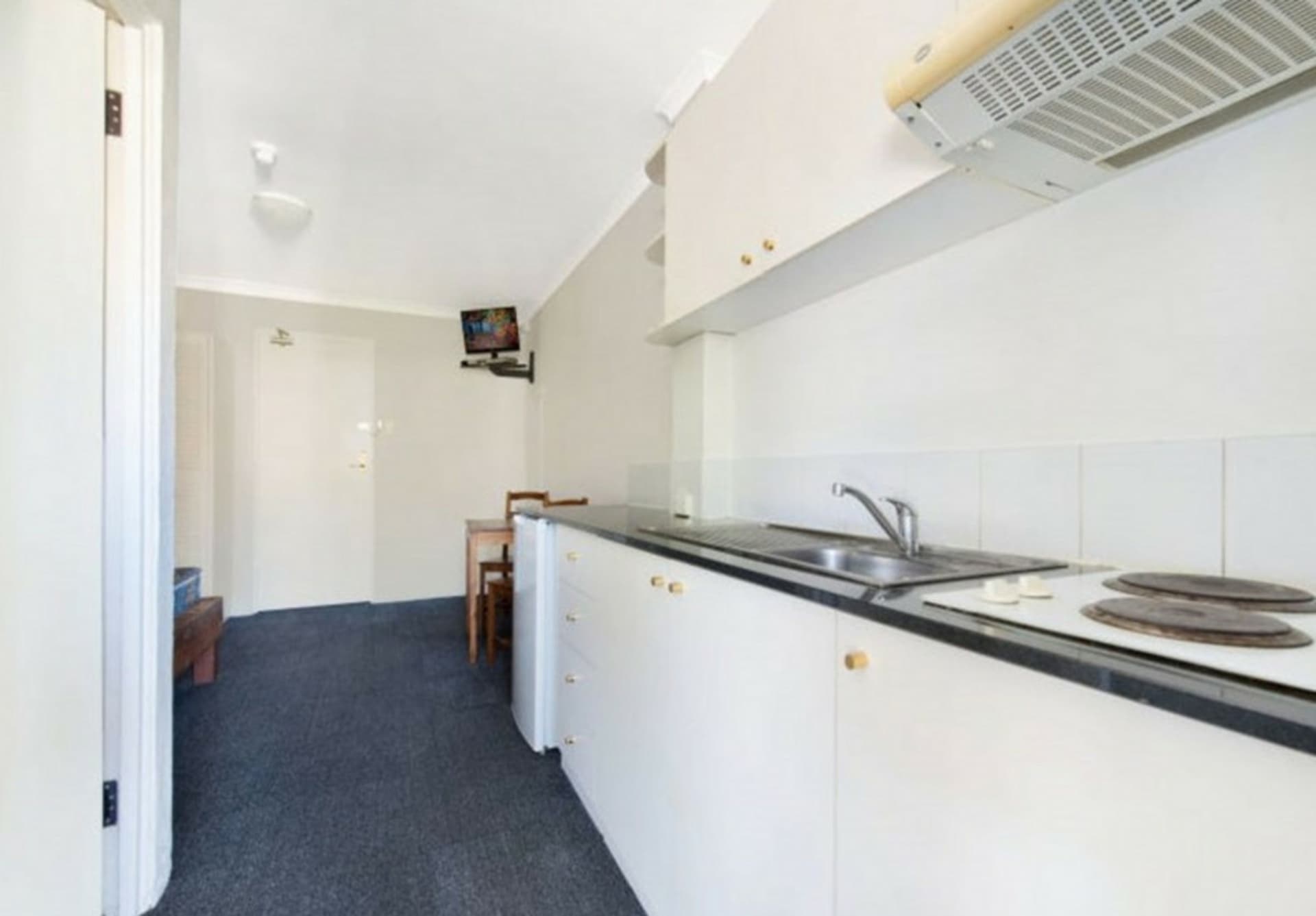 28/47 Mcmillan Crescent, Griffith, Griffith - Thumbnail 2