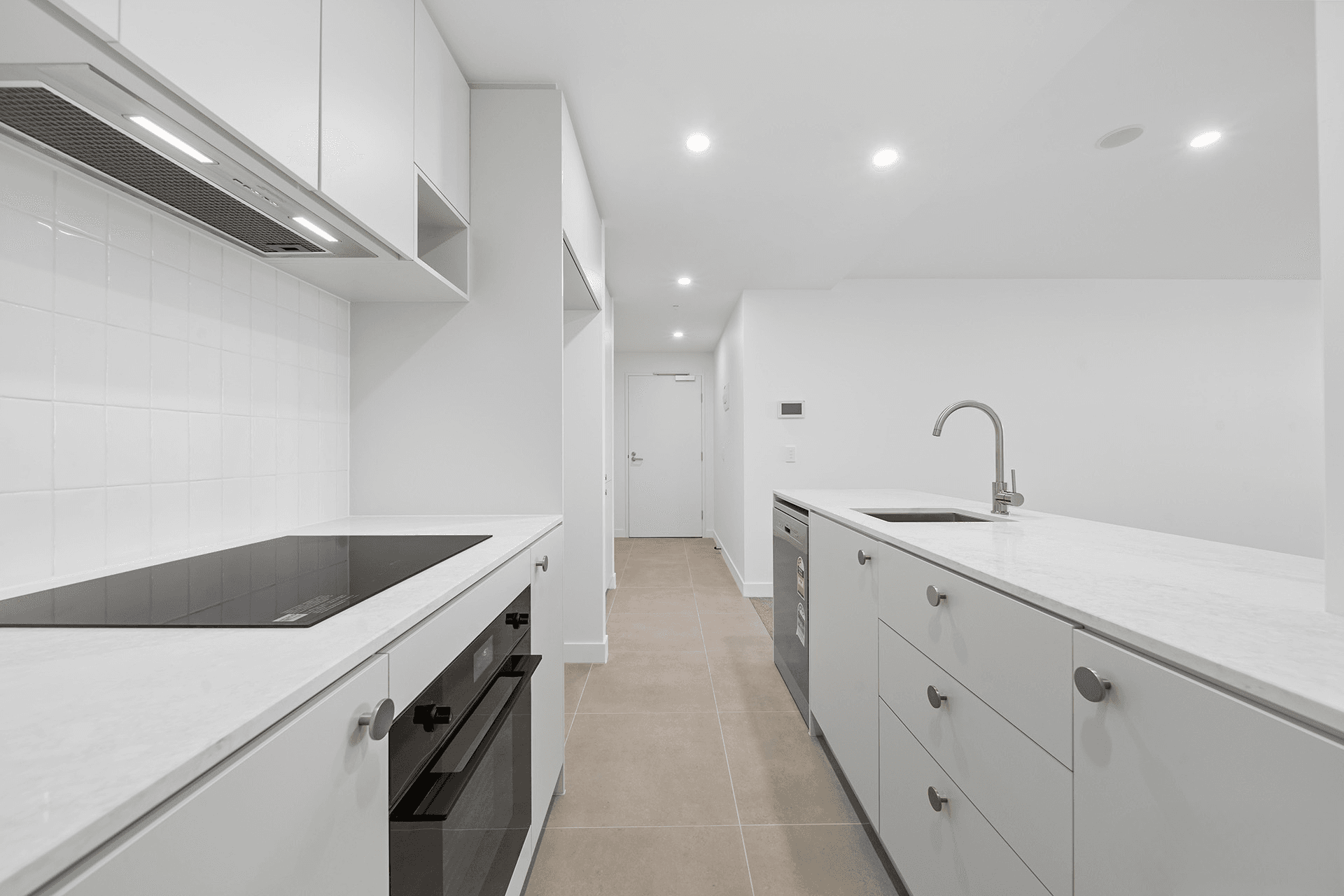 1412/2 Furzer Street, Phillip, Phillip - Thumbnail 3
