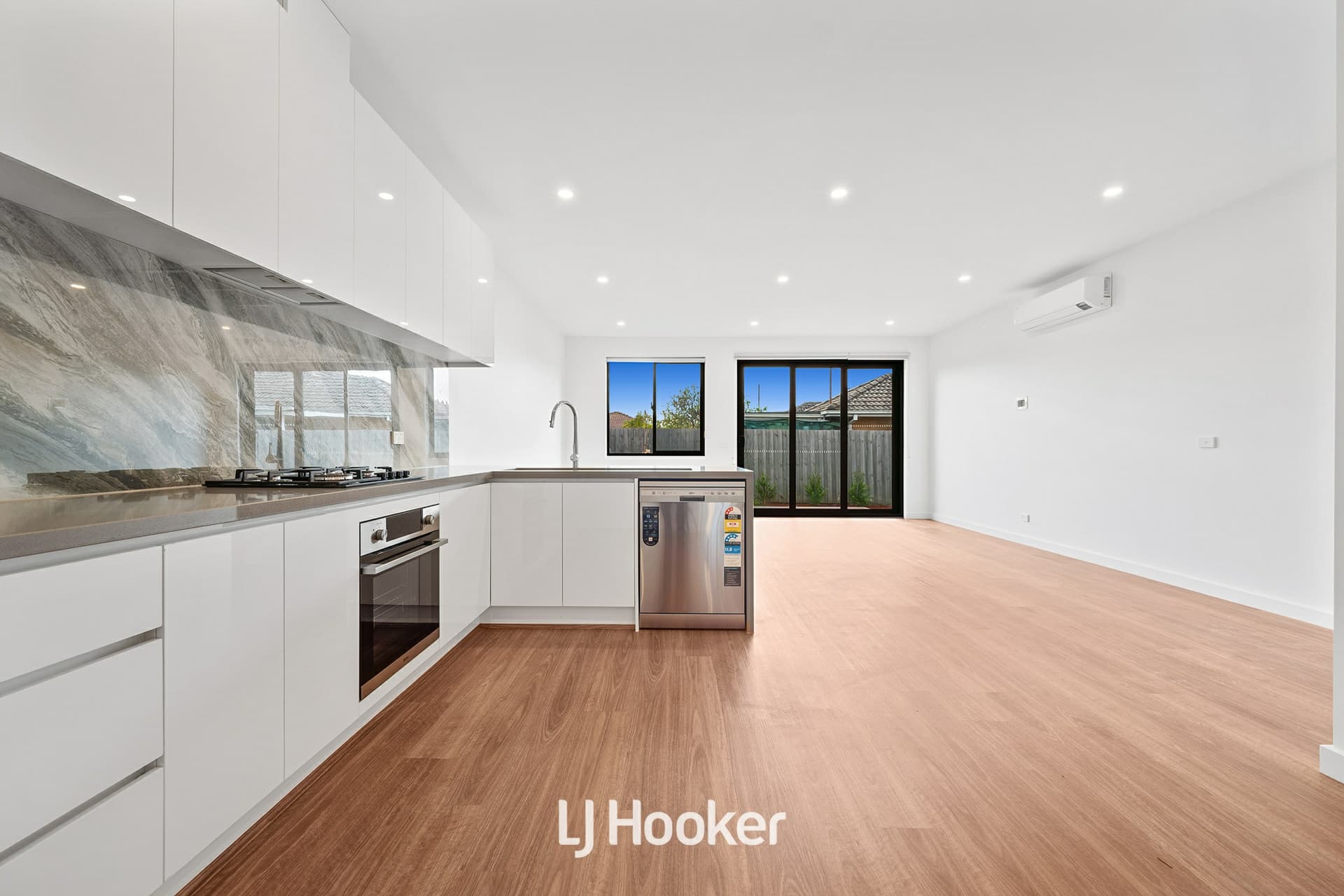 2/8 Vizard Street, Dandenong, Dandenong - Thumbnail 7