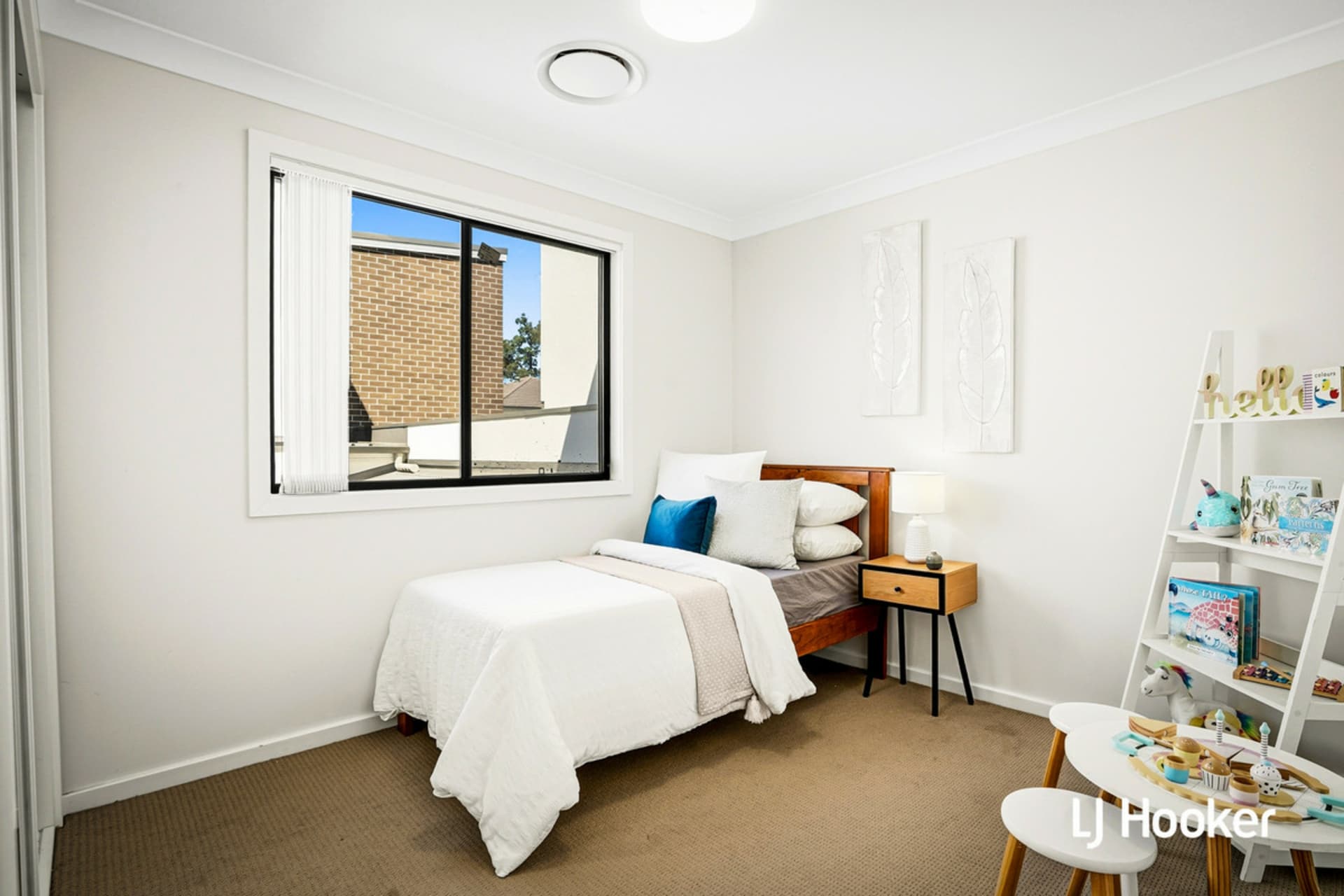 7 Terrara Street, Rouse Hill, Rouse Hill - Thumbnail 6
