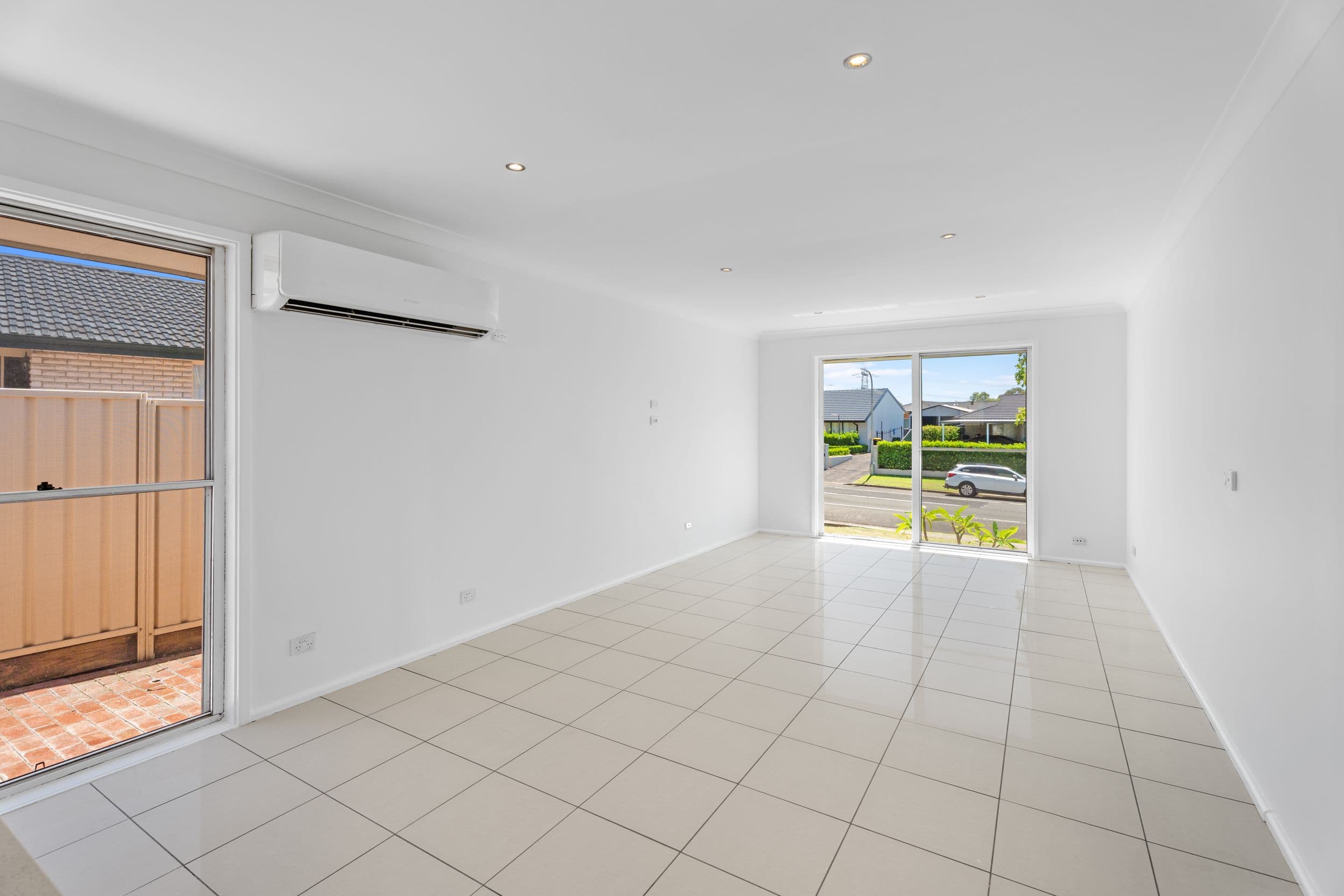 25 Henry Lawson Avenue, Werrington County NSW 2747, Werrington County - Thumbnail 2