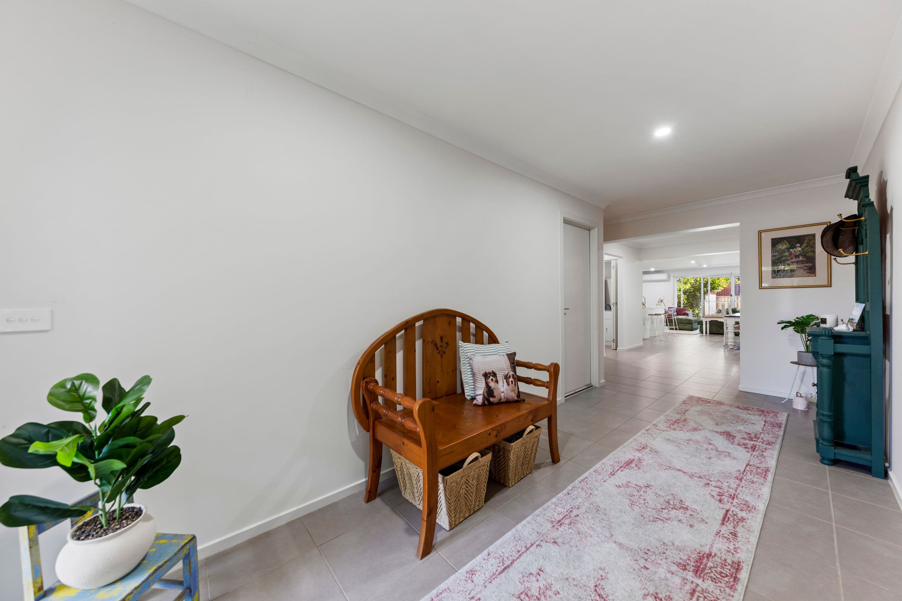 14 Debra Avenue, Pakenham VIC 3810, Pakenham - Thumbnail 7