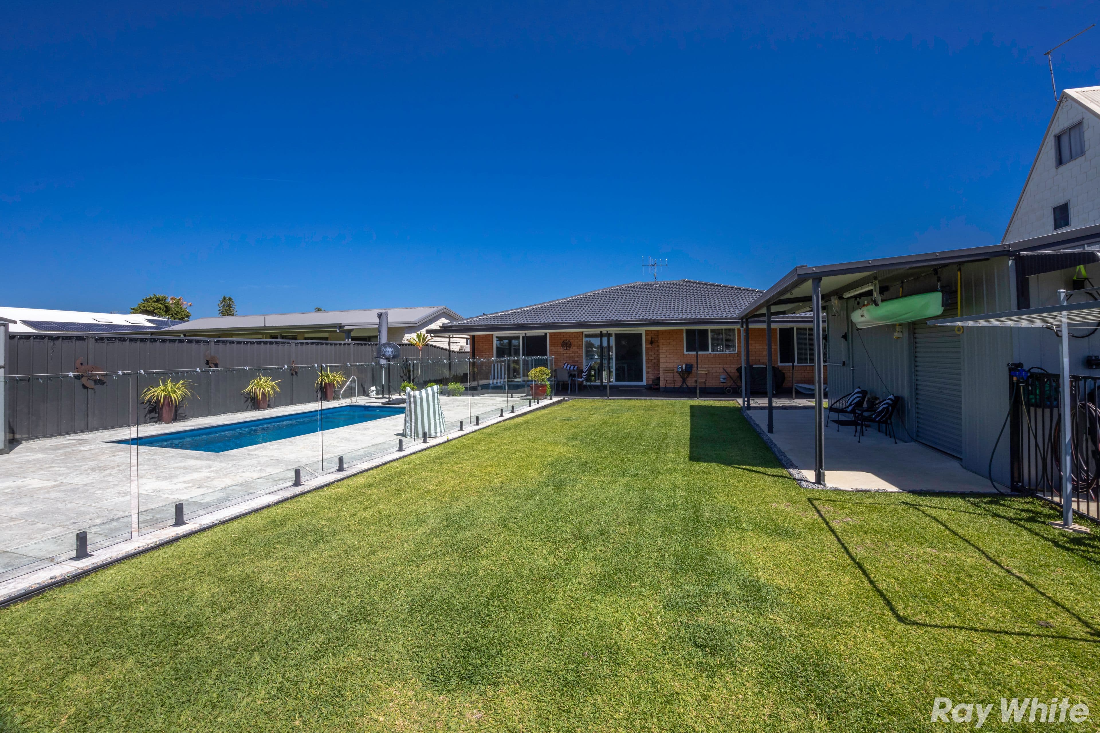 16 Rest Point Parade, Tuncurry NSW 2428, Tuncurry - Thumbnail 3
