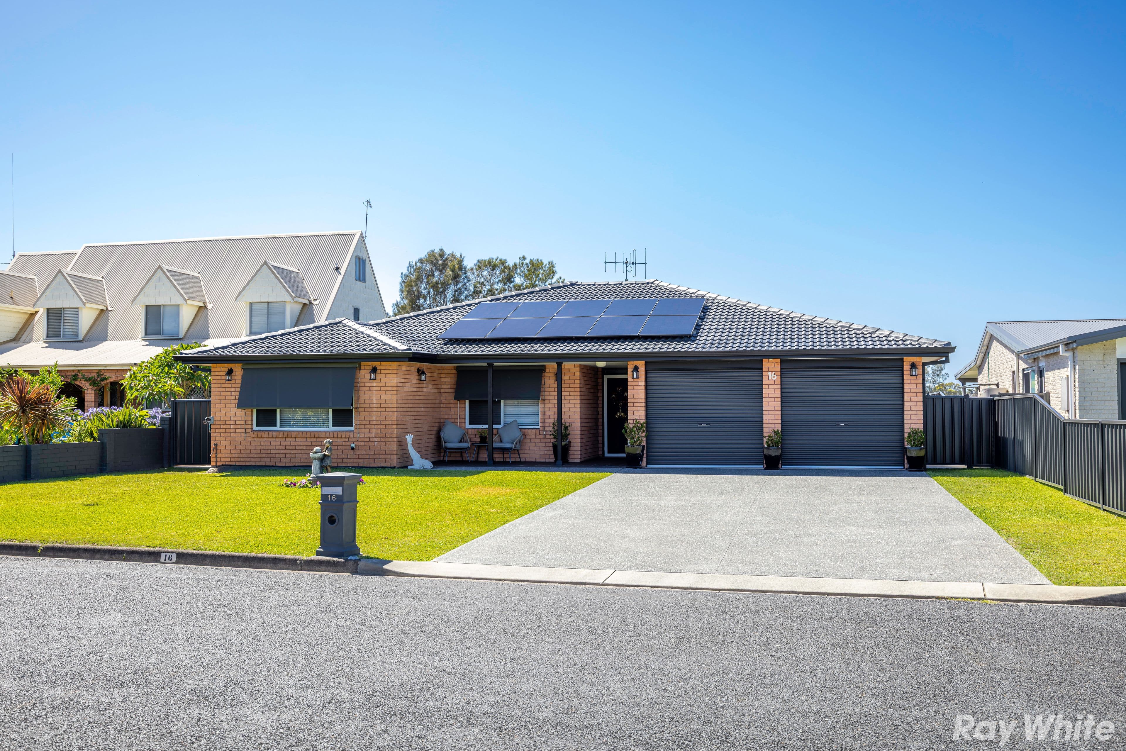 16 Rest Point Parade, Tuncurry NSW 2428, Tuncurry - Thumbnail 6