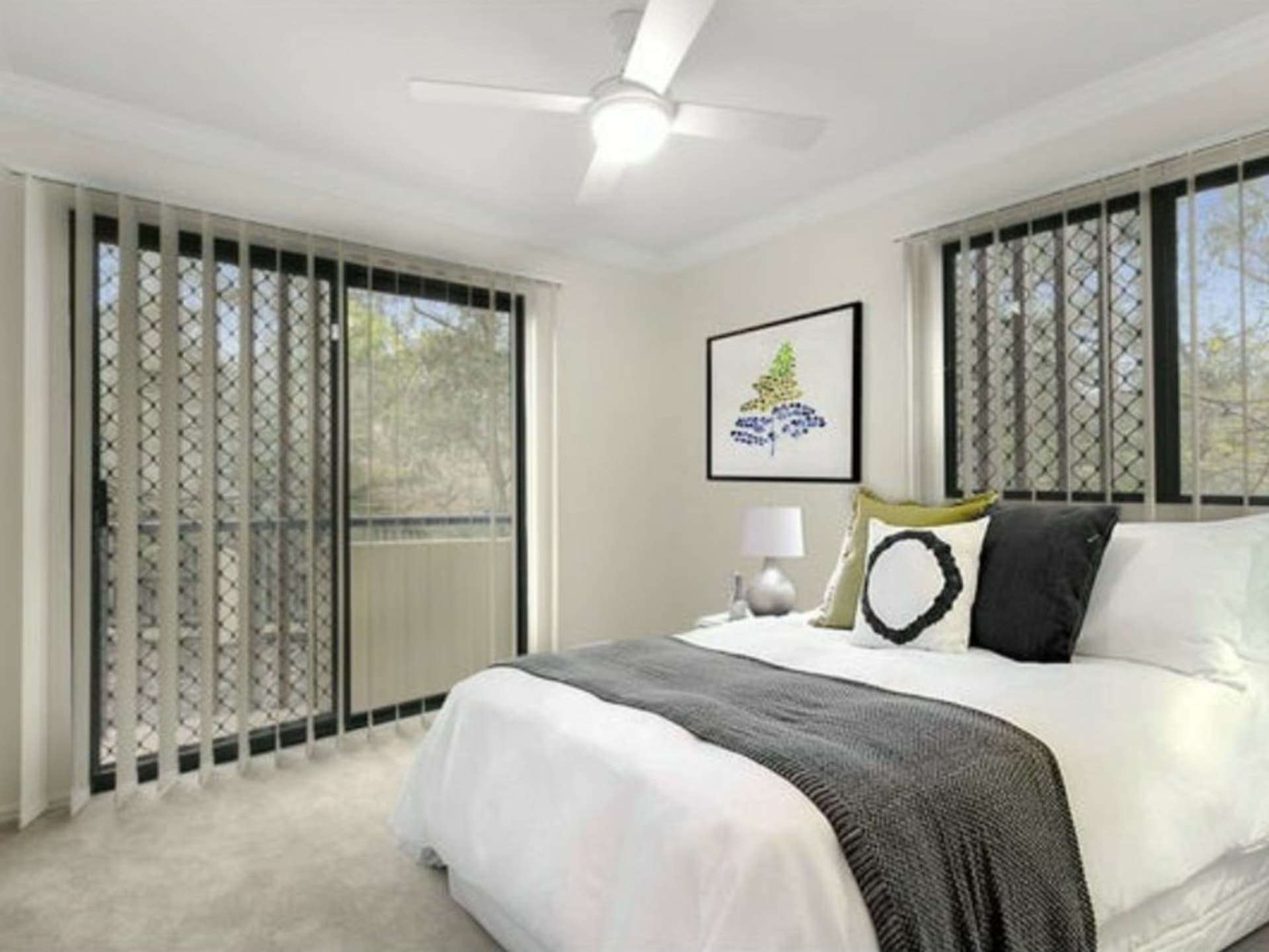 10/182 Carmody Road, St Lucia, St Lucia - Thumbnail 3