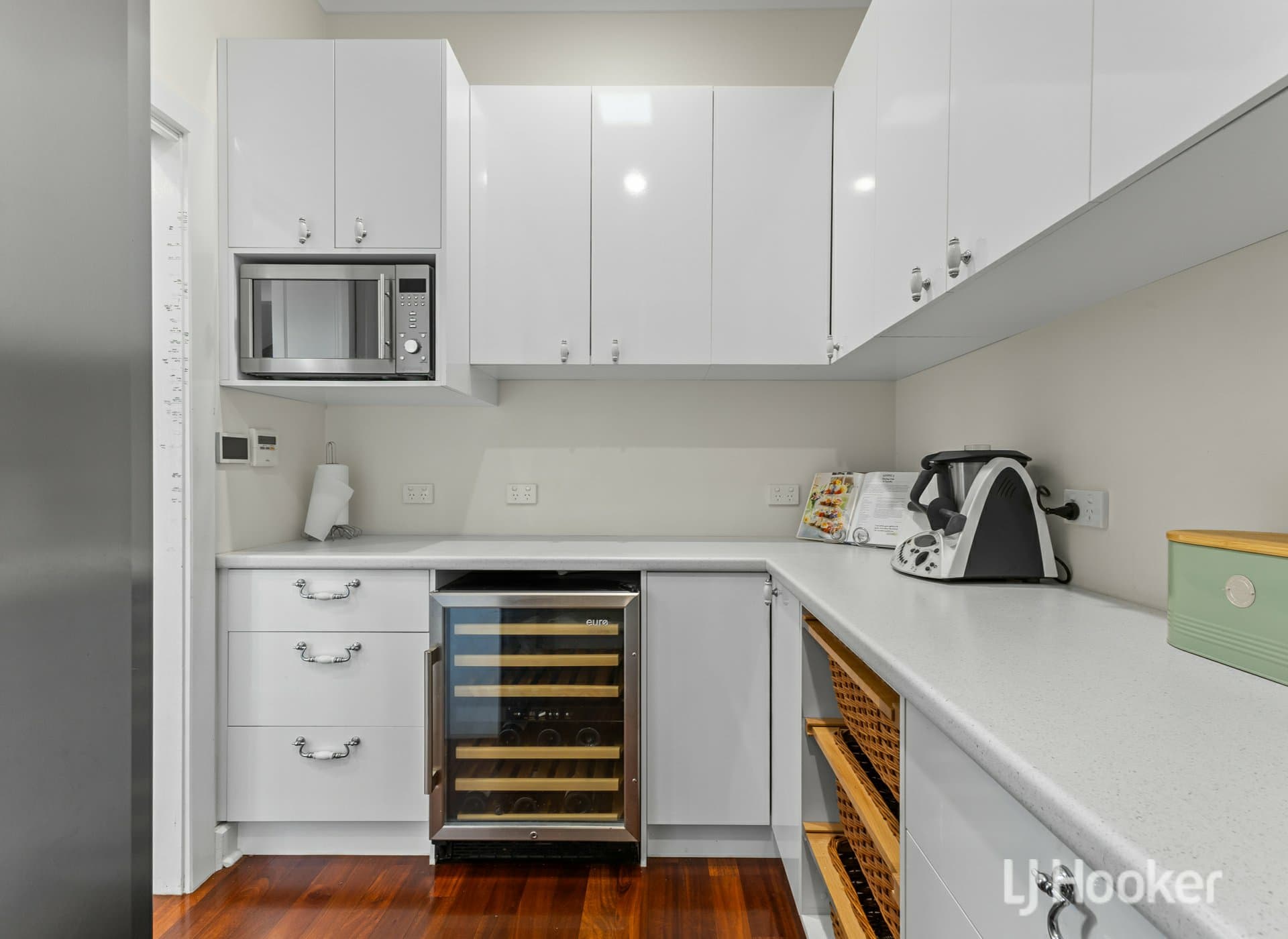 24 Herbert Road, Harvey, Harvey - Thumbnail 7