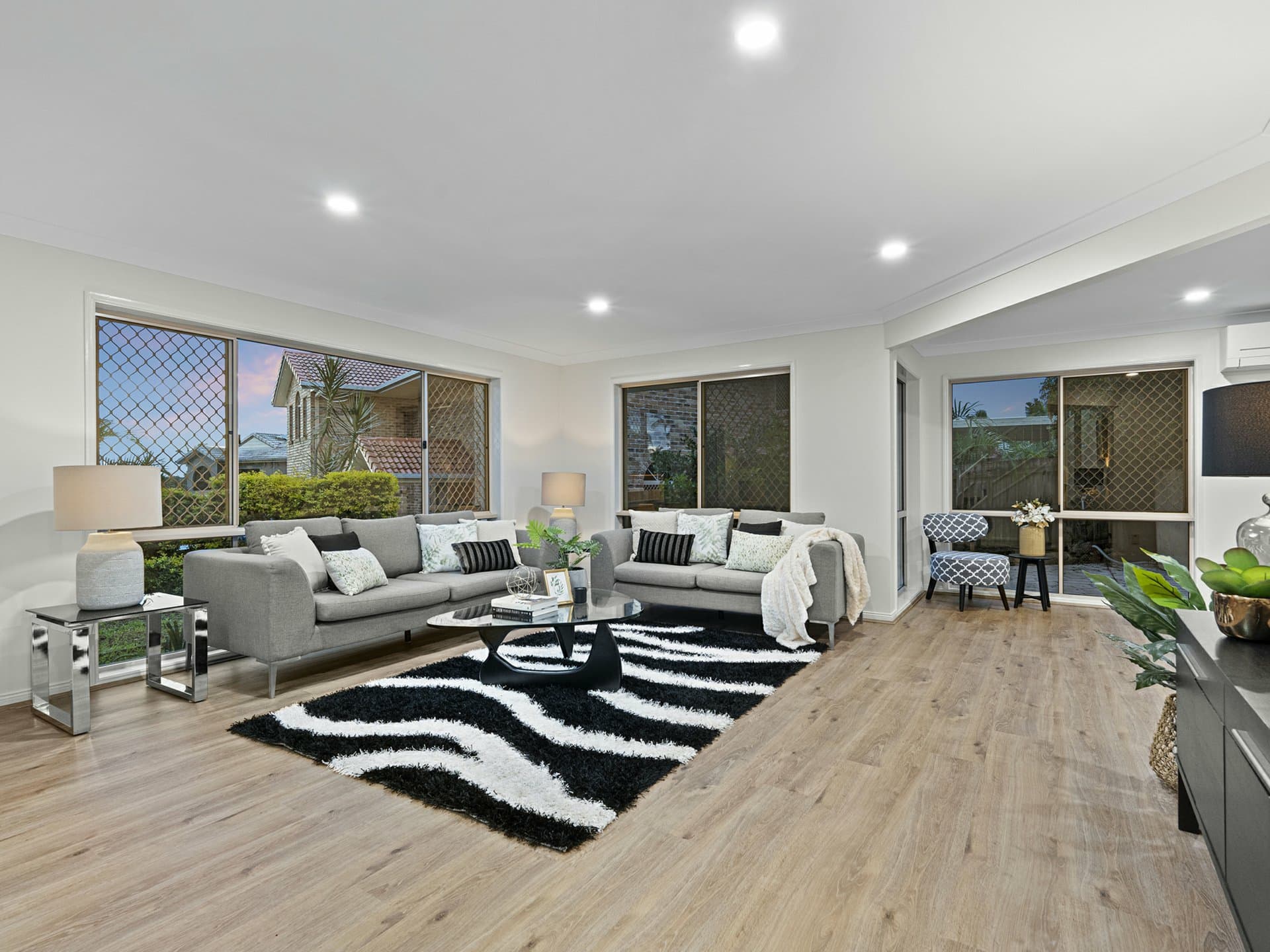 16 Totten Close, Eight Mile Plains, Eight Mile Plains - Thumbnail 3