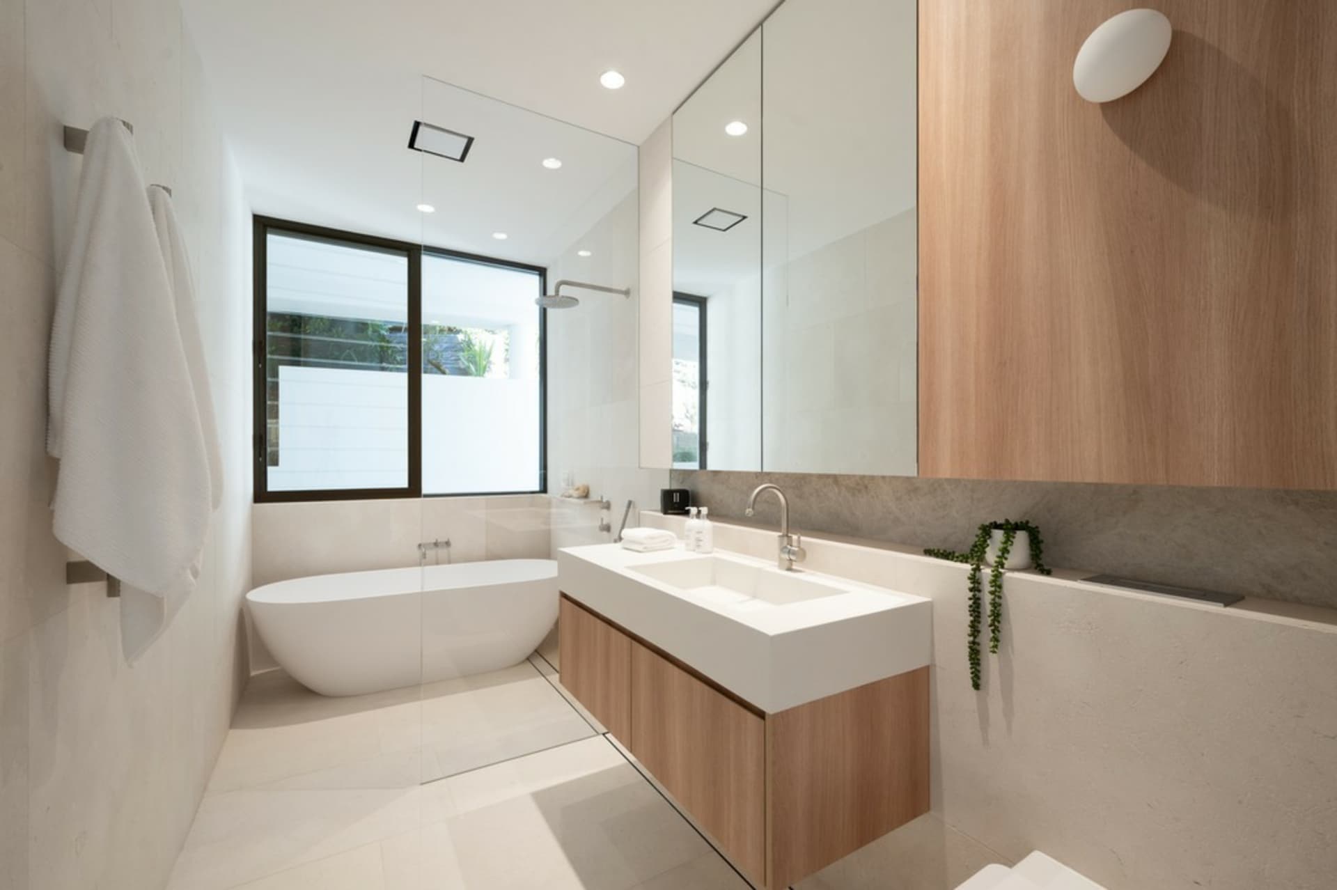 120 Prince Alfred Parade, Newport - Thumbnail 7