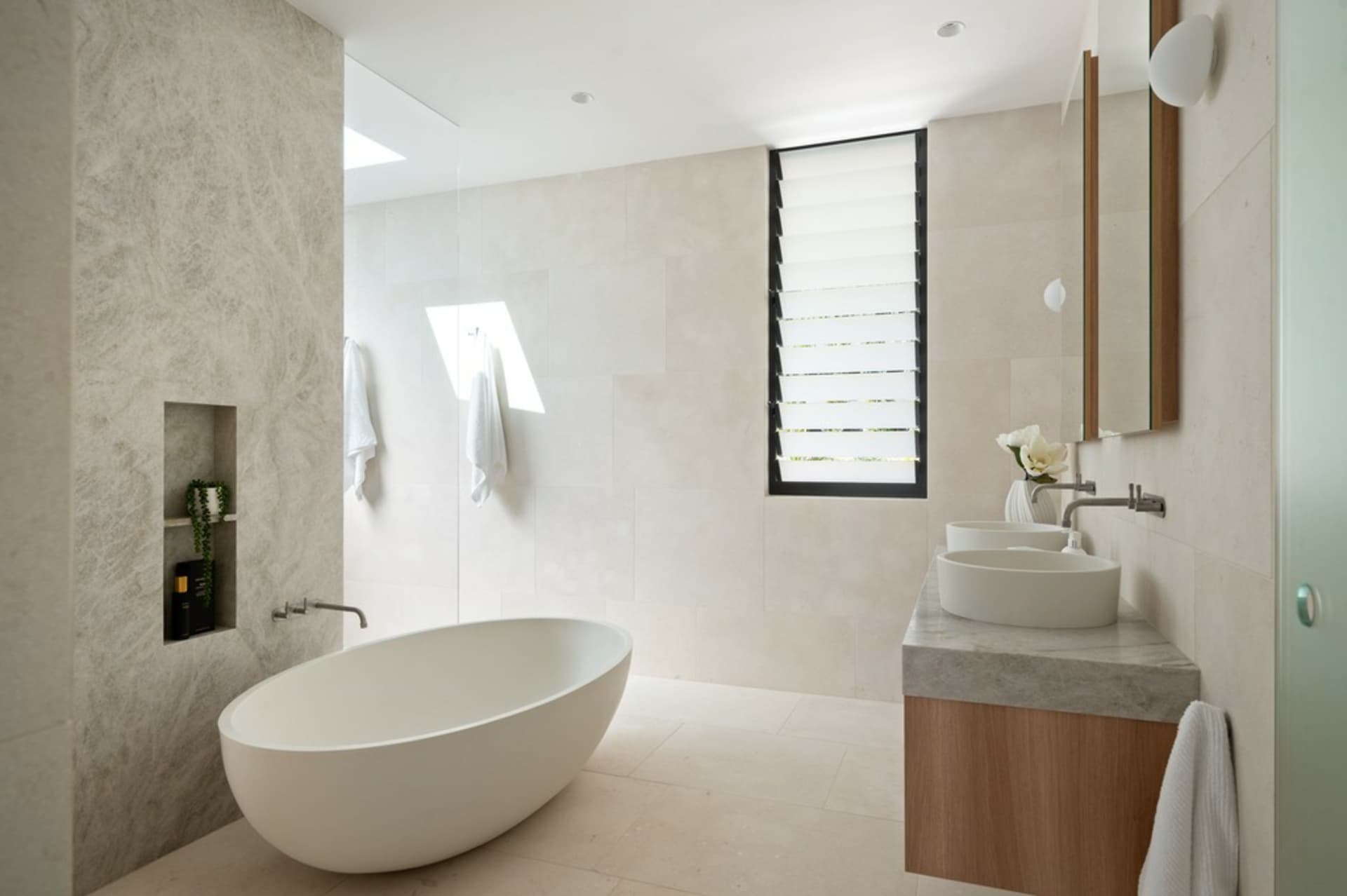 120 Prince Alfred Parade, Newport - Thumbnail 8