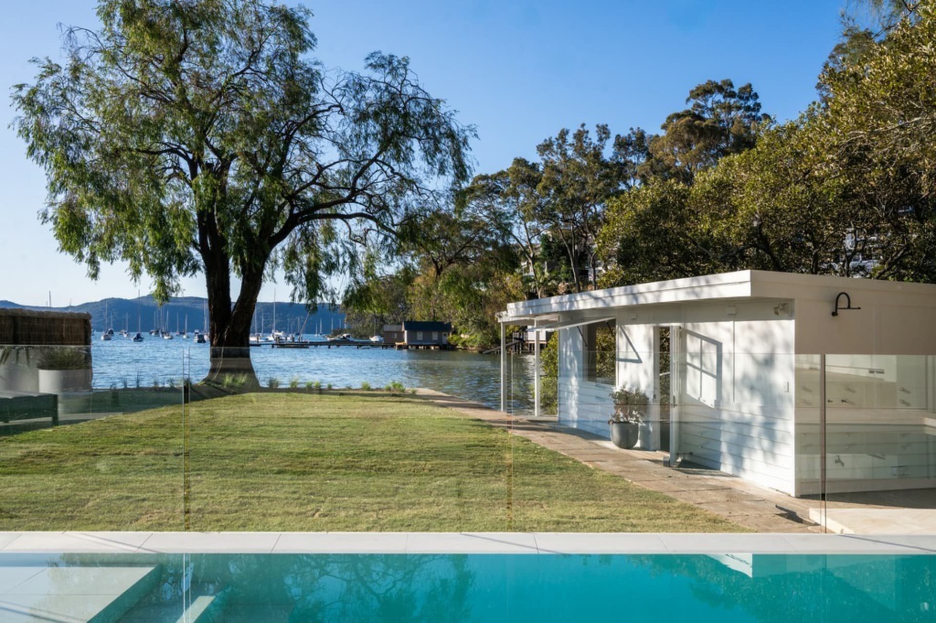 120A Prince Alfred Parade, Newport - Thumbnail 2